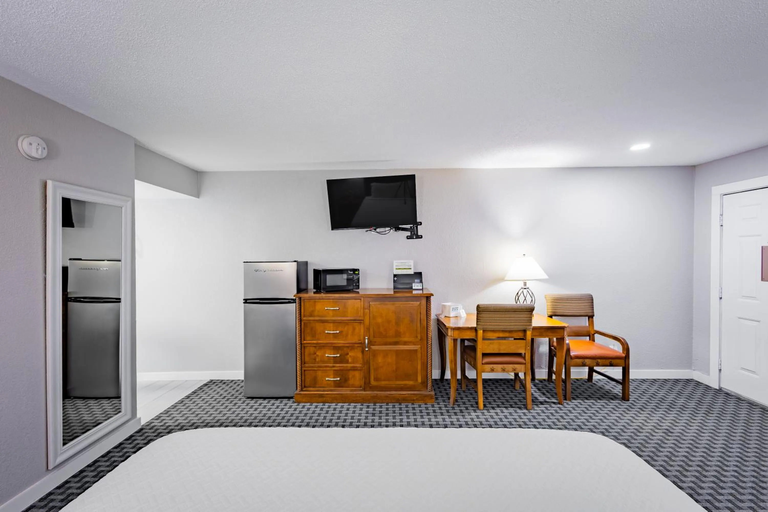 TV and multimedia in Welcome Inn