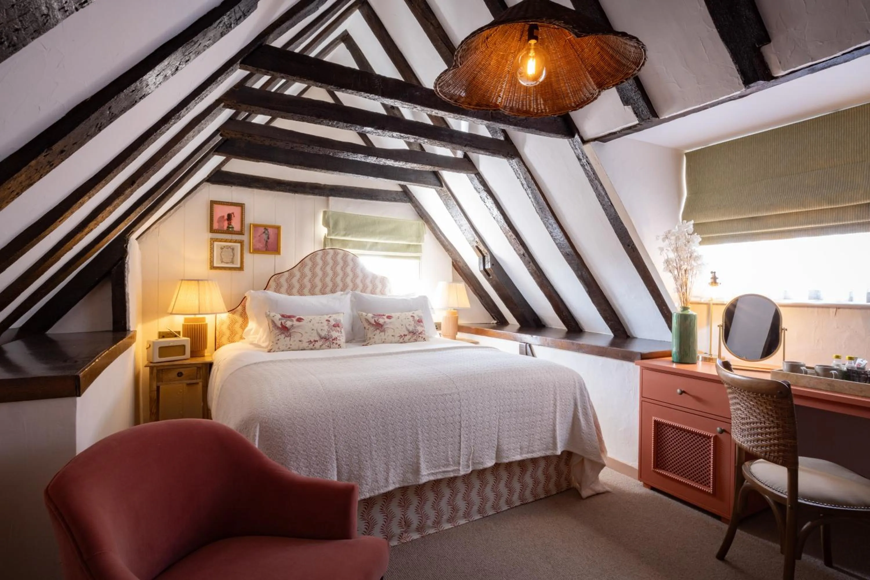 Bed in The White Hart - A Heartwood Inn