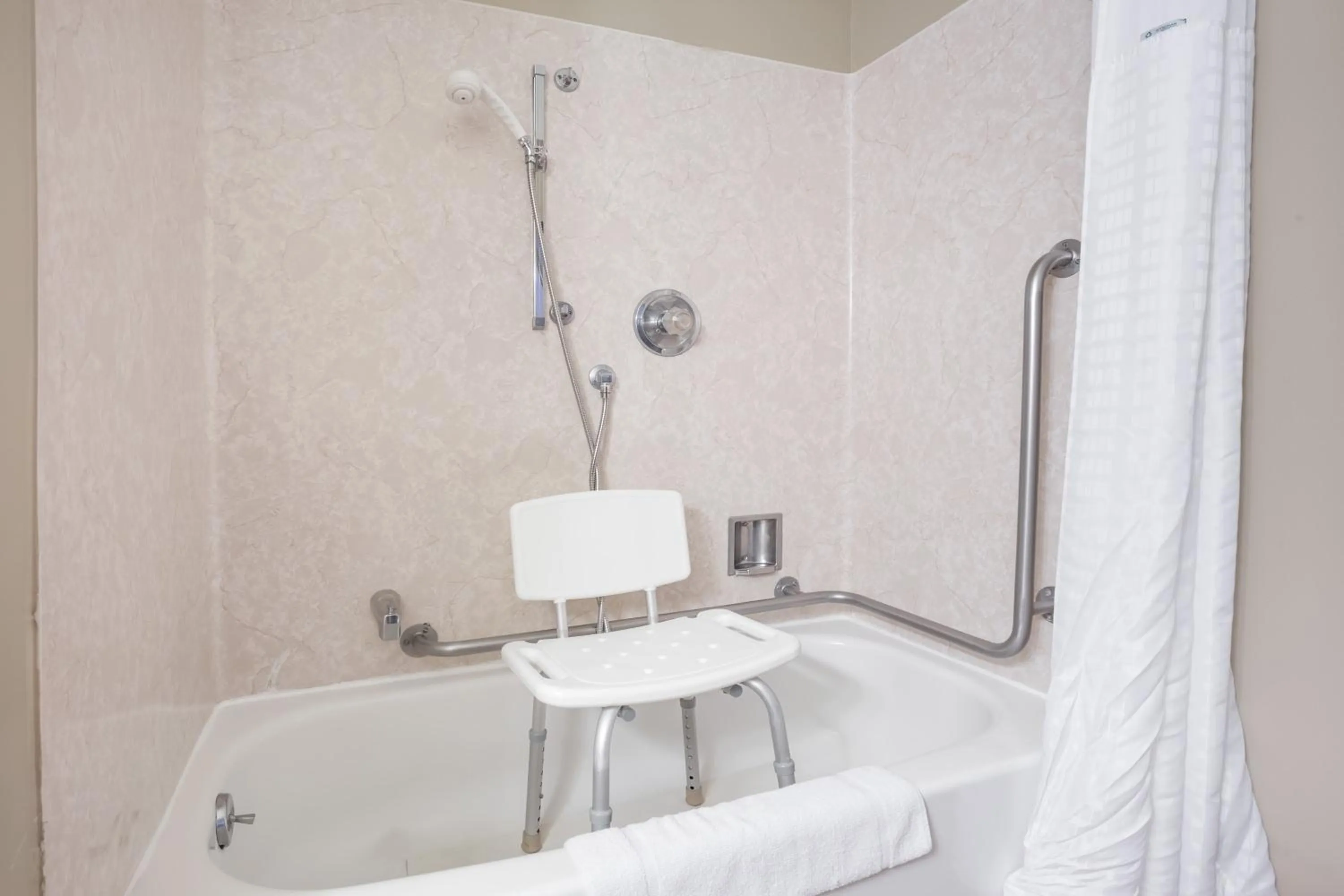 Bathroom in Grizzly Inn