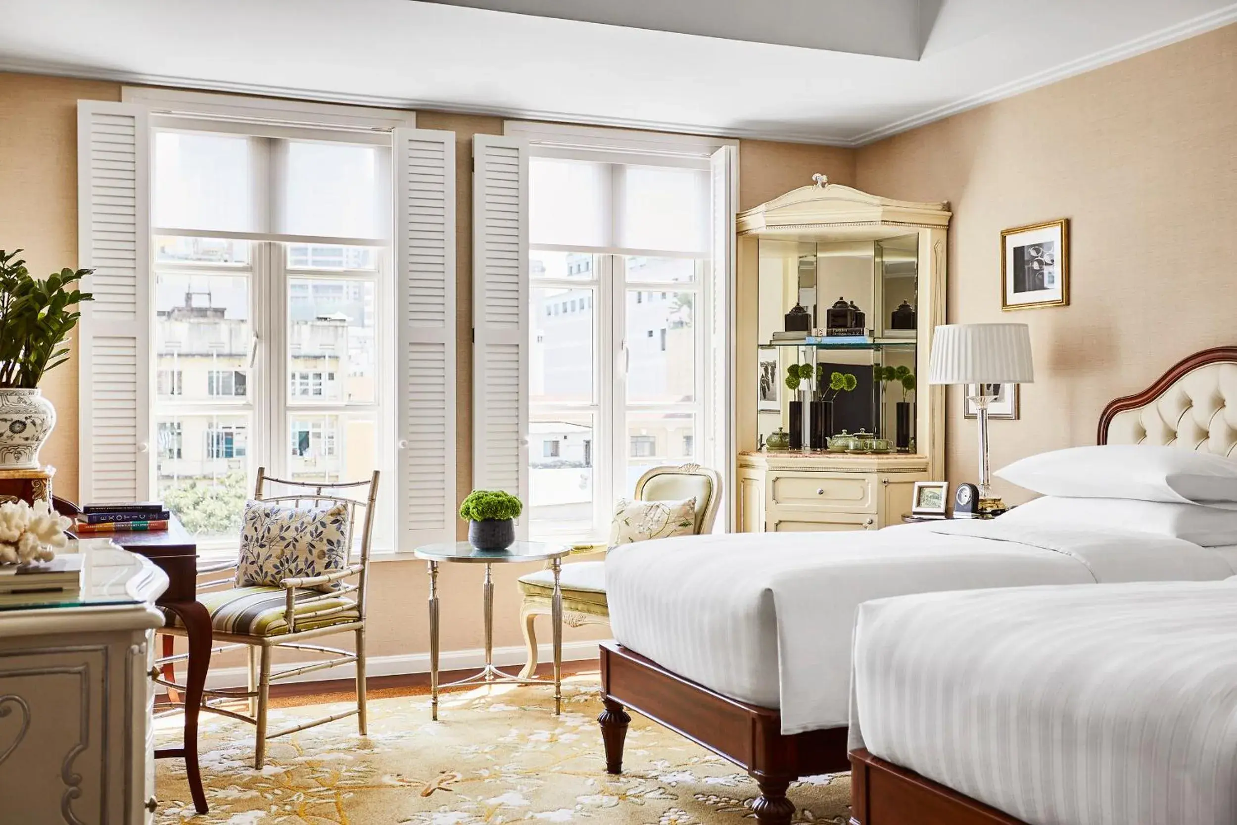 Twin Room with City View in Park Hyatt Saigon Twin Room with City View in Park Hyatt Saigon