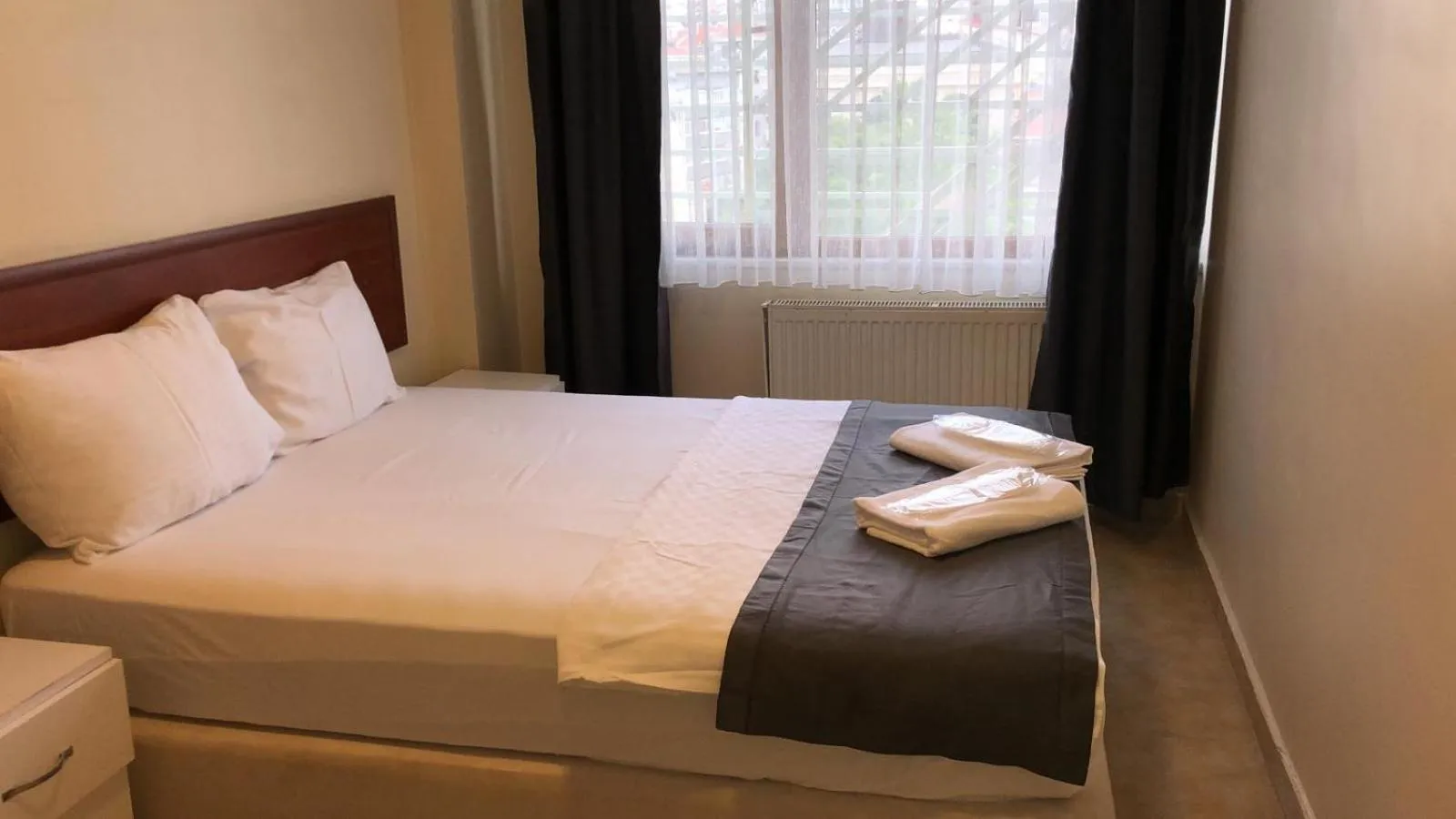 Bedroom, Bed in şah otel