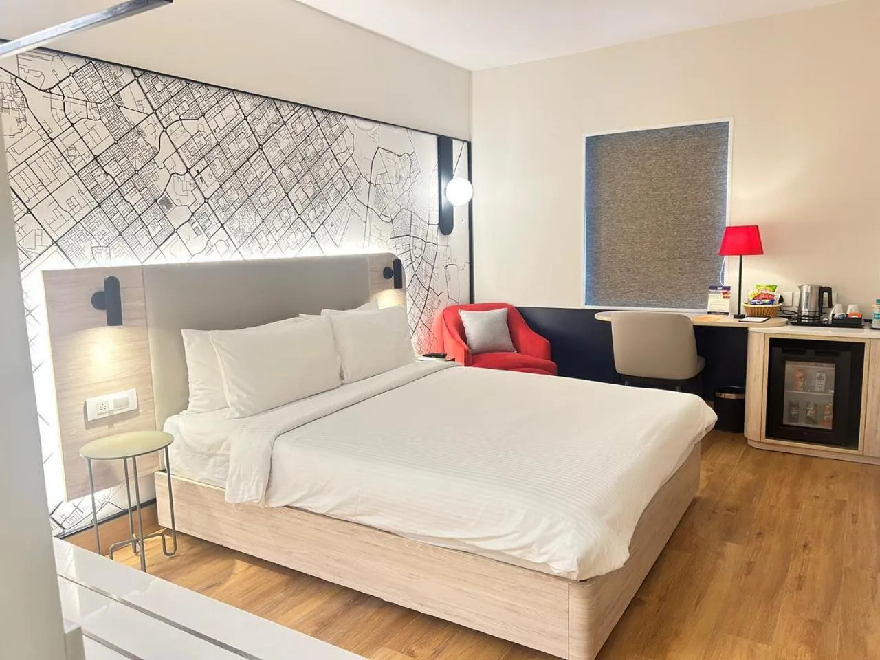 Bedroom, Bed in Hometel Chandigarh