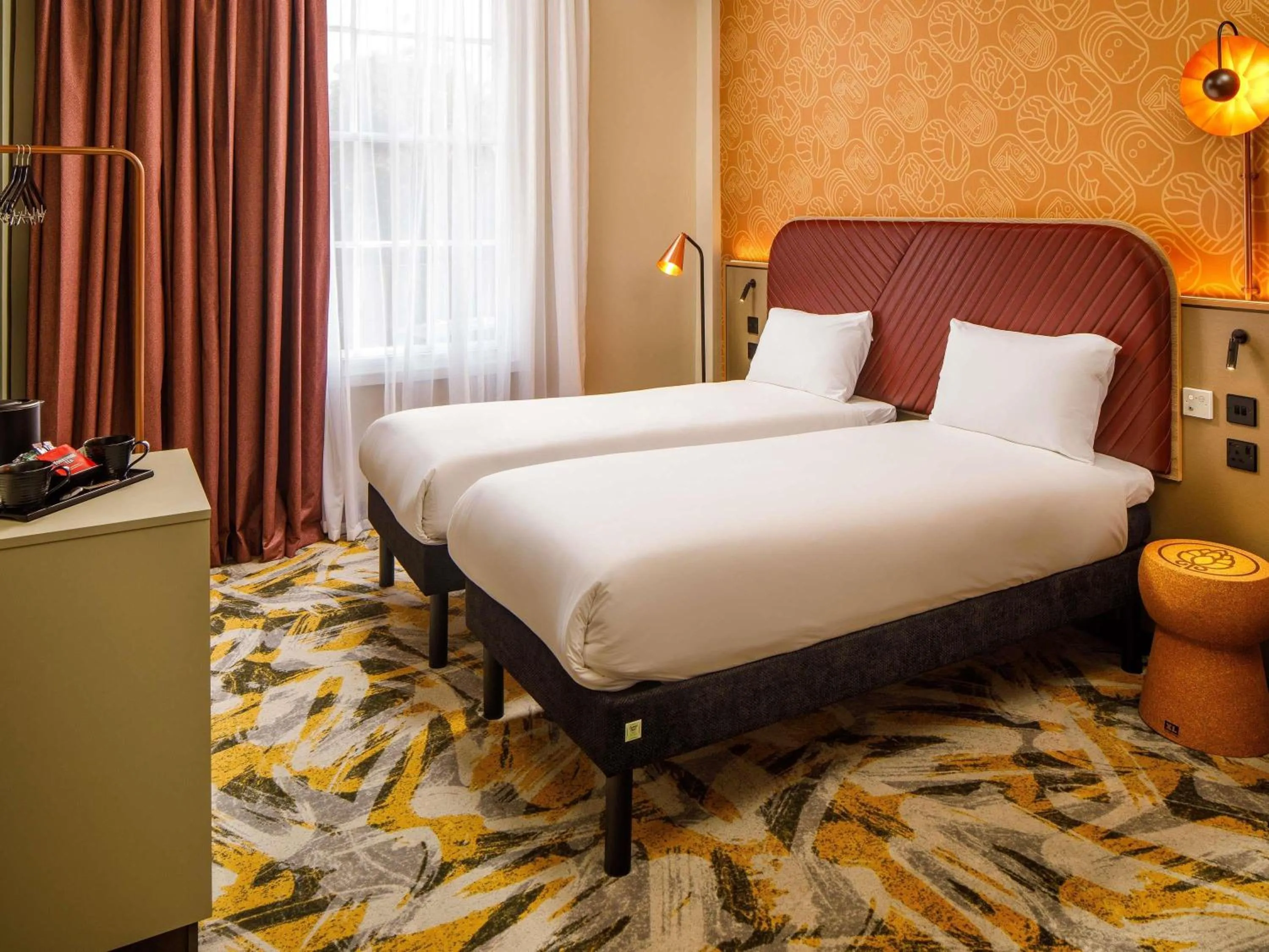 Bedroom, Bed in ibis Styles York Centre