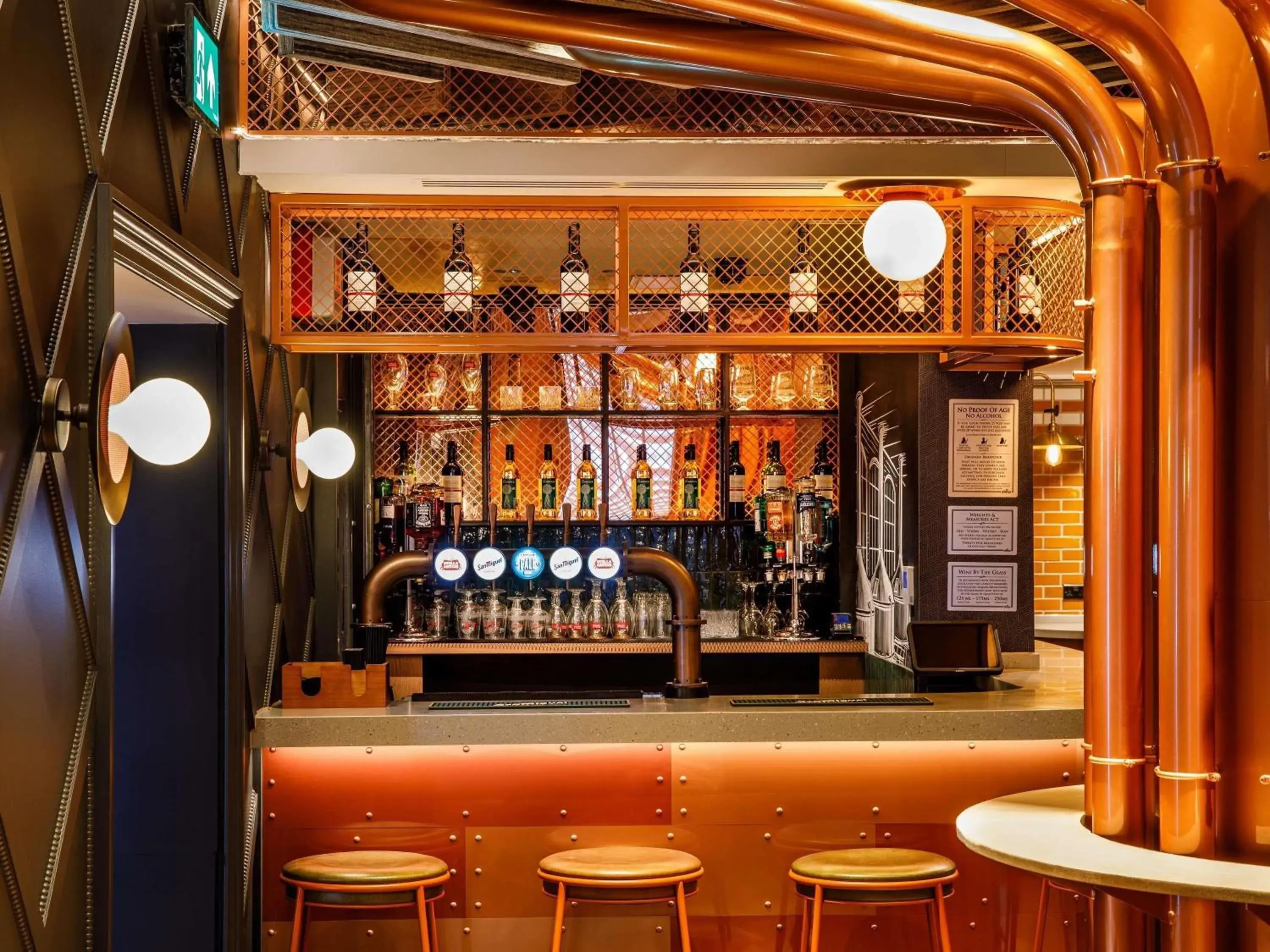 Lounge or bar in ibis Styles York Centre Lounge or bar in ibis Styles York Centre