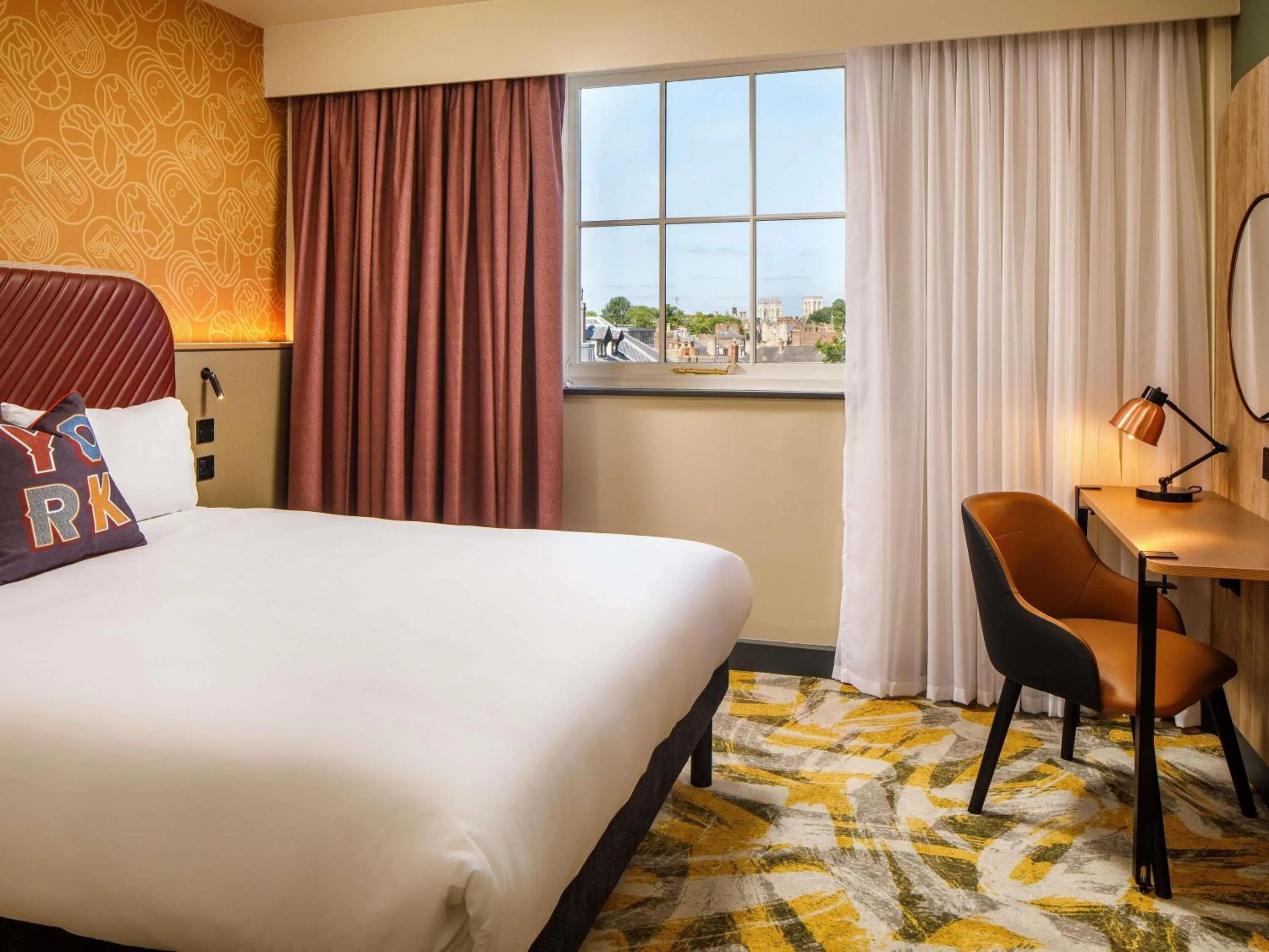 Bedroom, Bed in ibis Styles York Centre