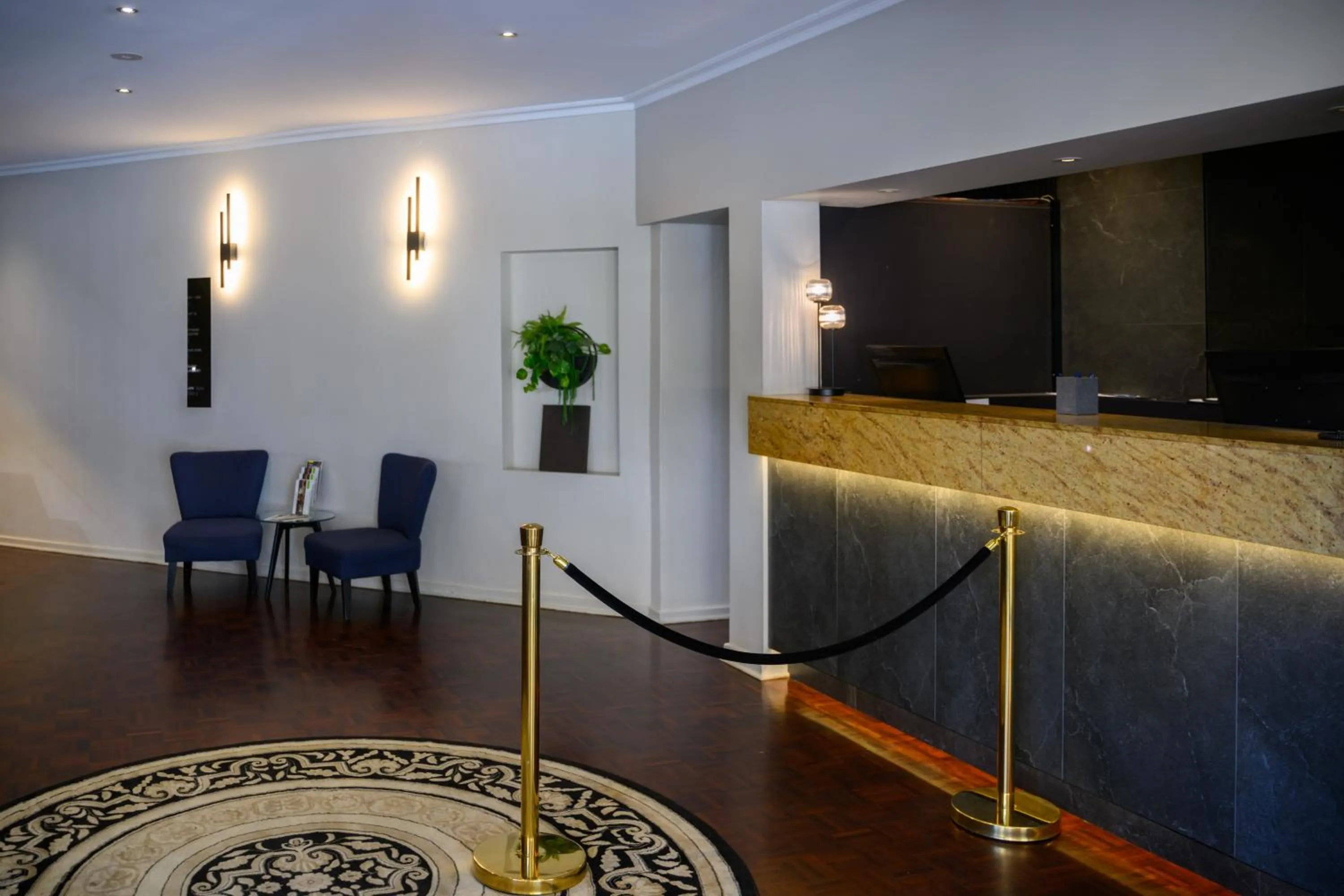 Lobby or reception in Crest on Barkly Hotel