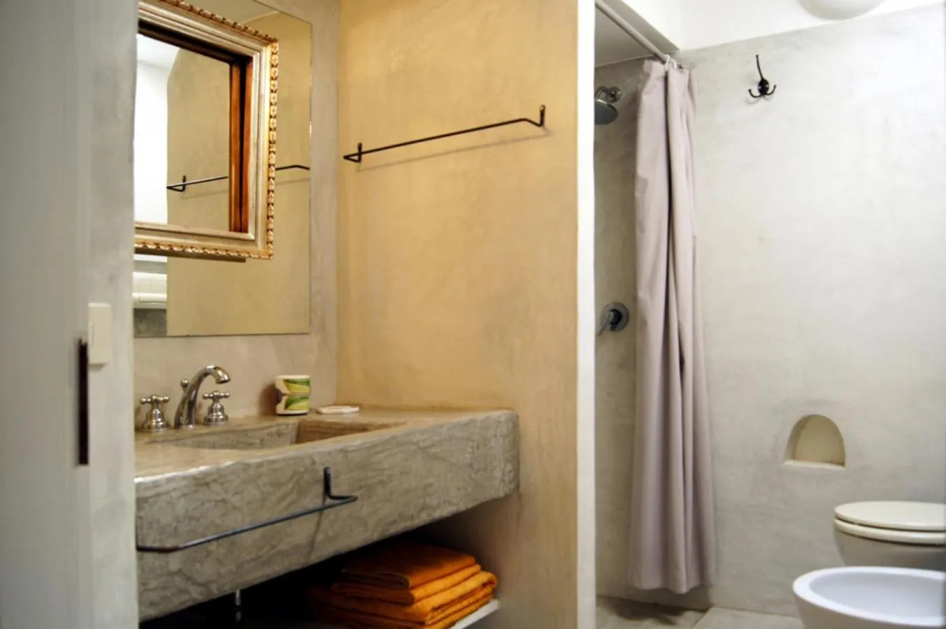 Bathroom in Residenza Khaddiuggia