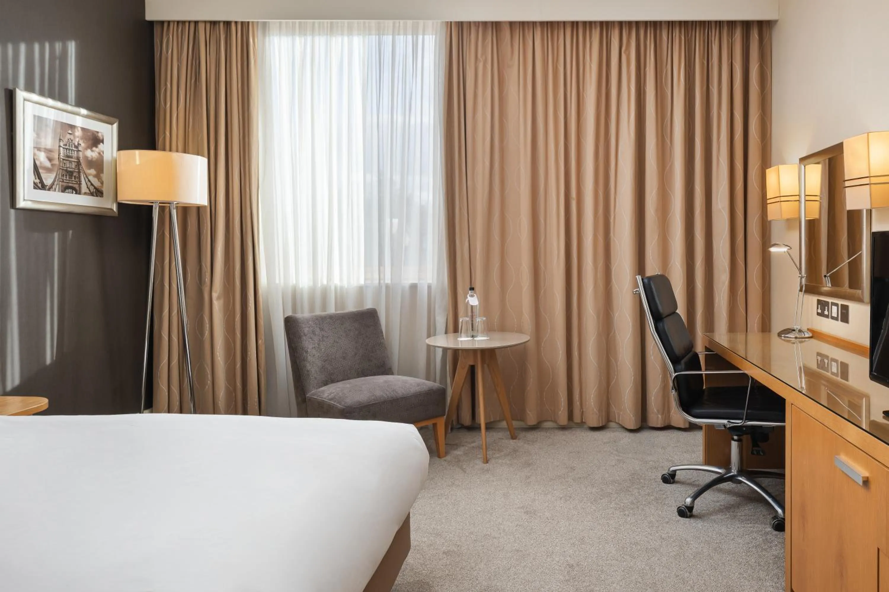 Bedroom, Bed in Crowne Plaza London Ealing by IHG