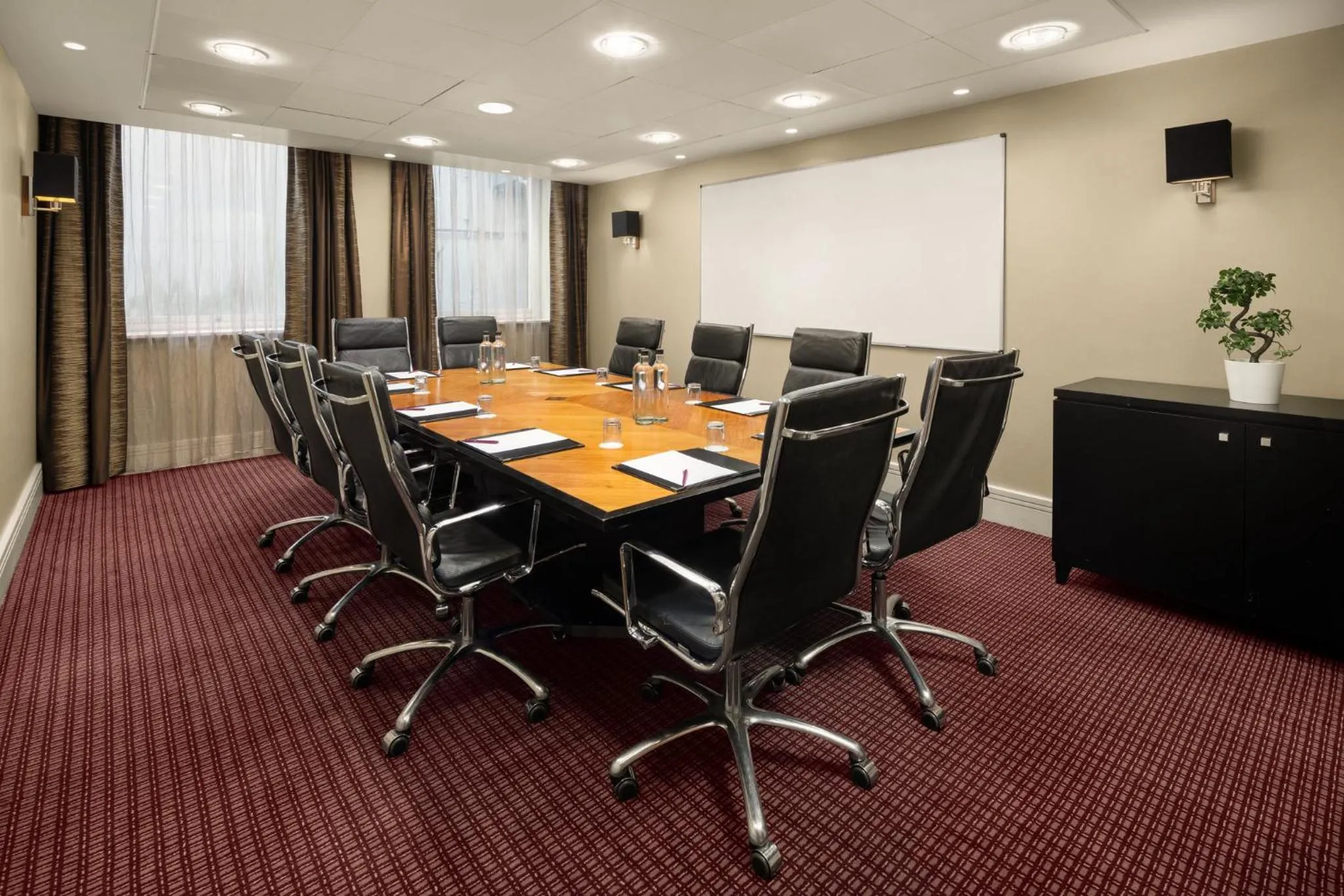 Meeting/conference room in Crowne Plaza London Ealing by IHG