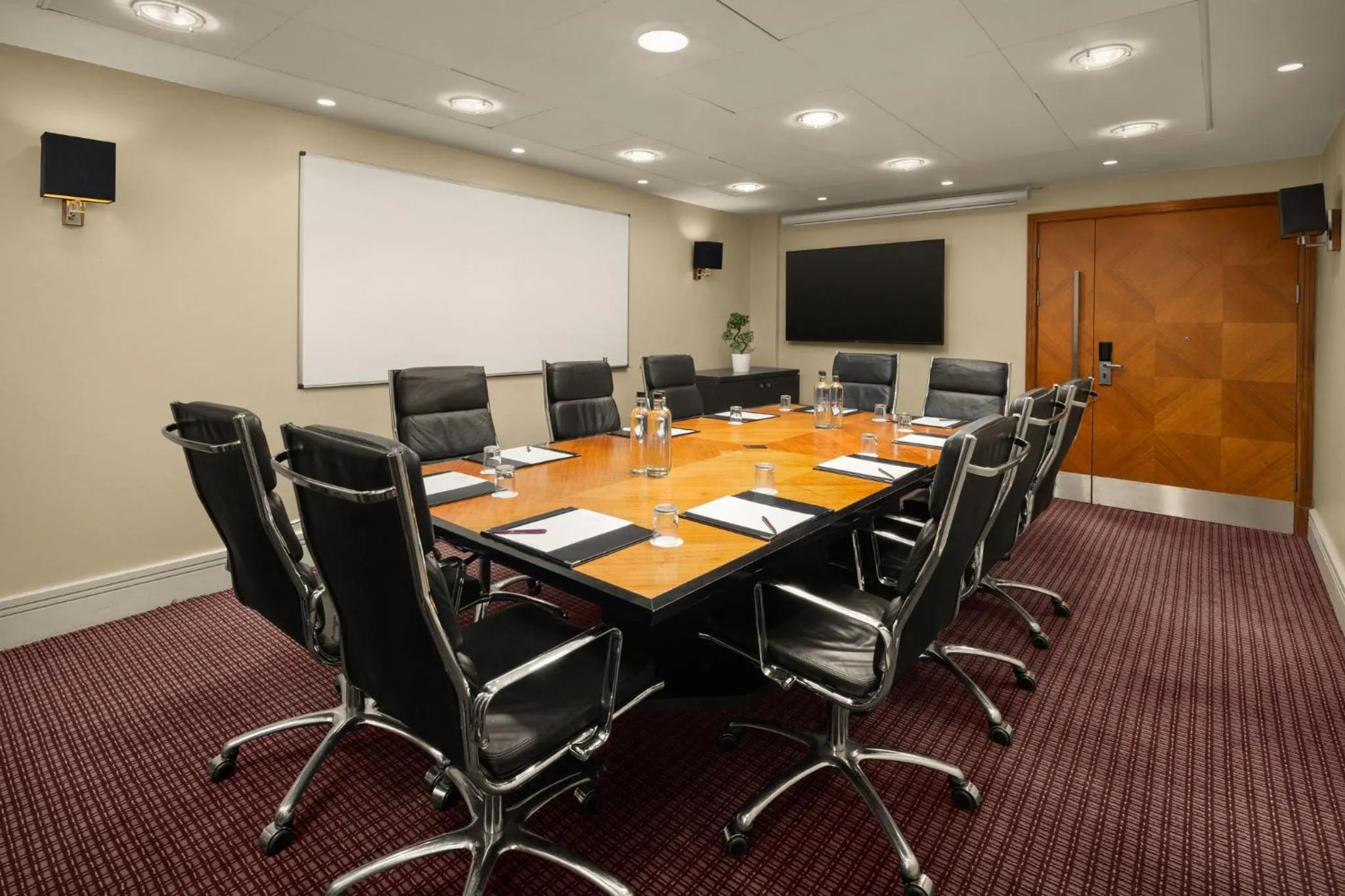 Meeting/conference room in Crowne Plaza London Ealing by IHG