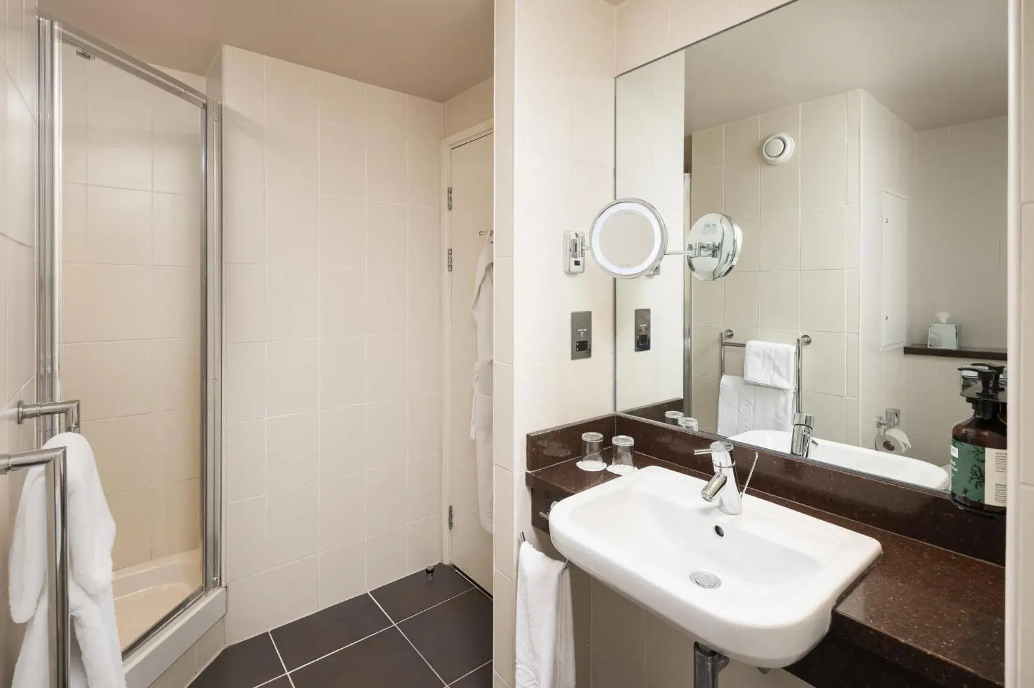 Bathroom in Crowne Plaza London Ealing by IHG Bathroom in Crowne Plaza London Ealing by IHG