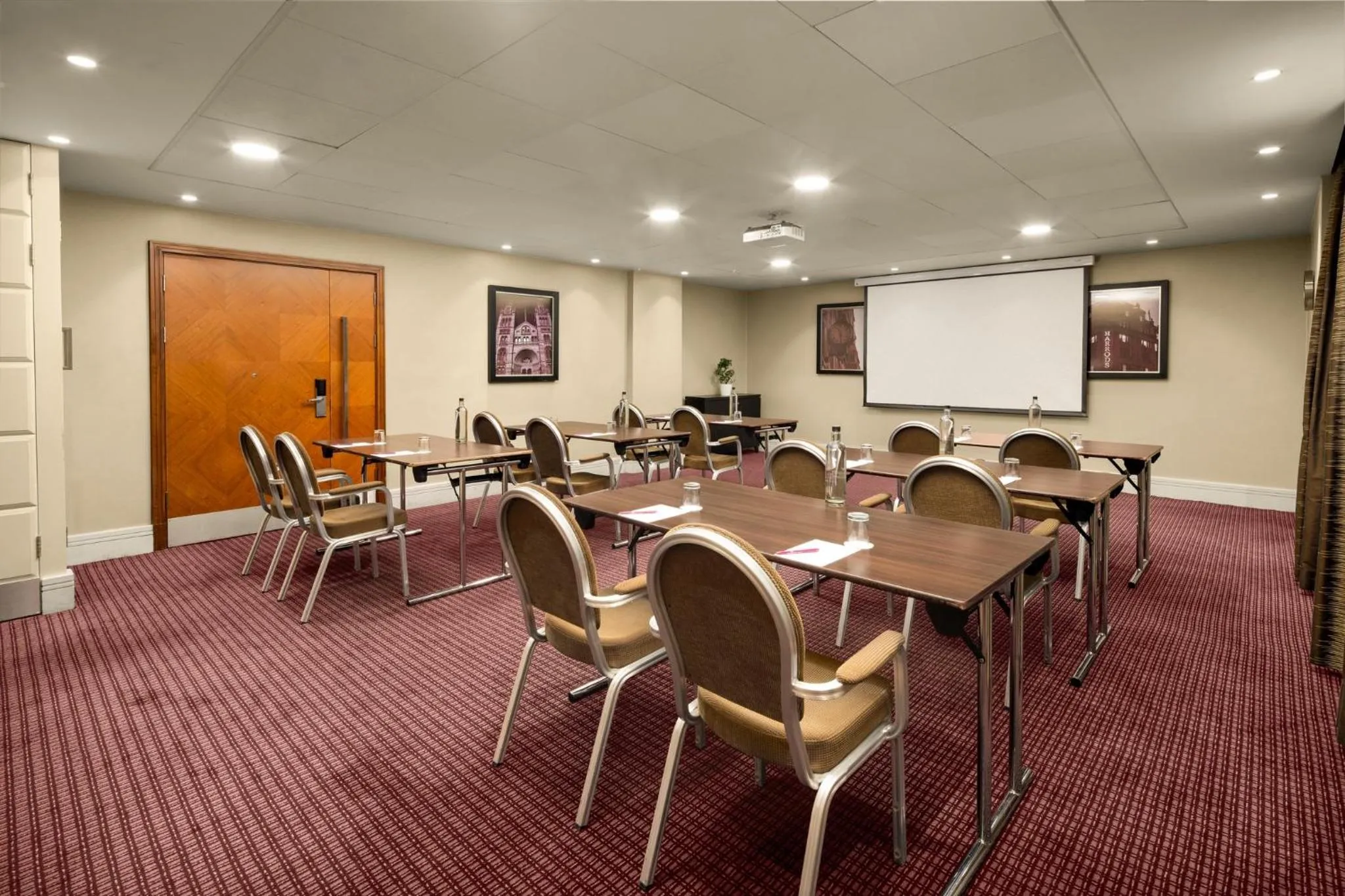 Meeting/conference room in Crowne Plaza London Ealing by IHG