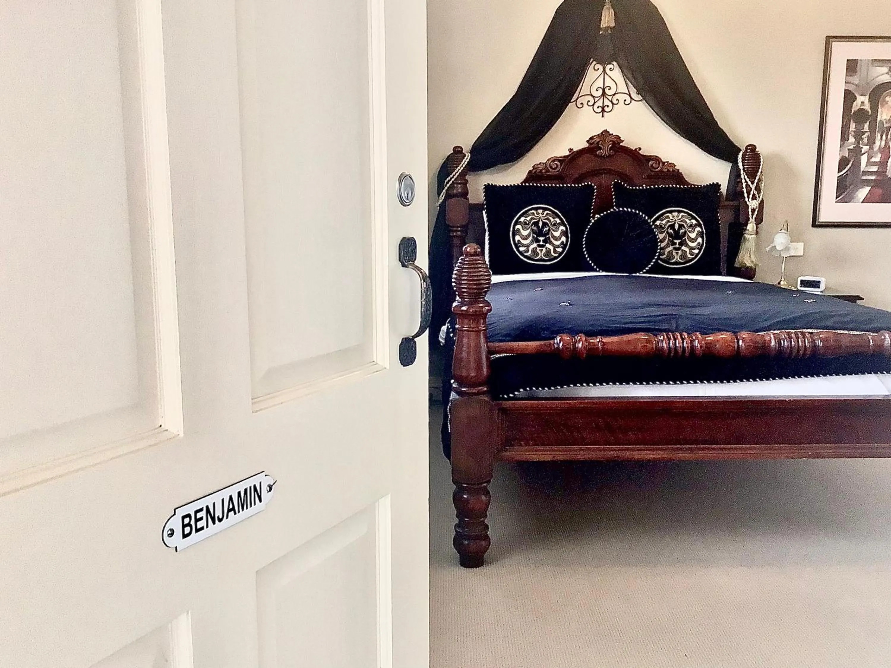 Bed in Kurrajong House