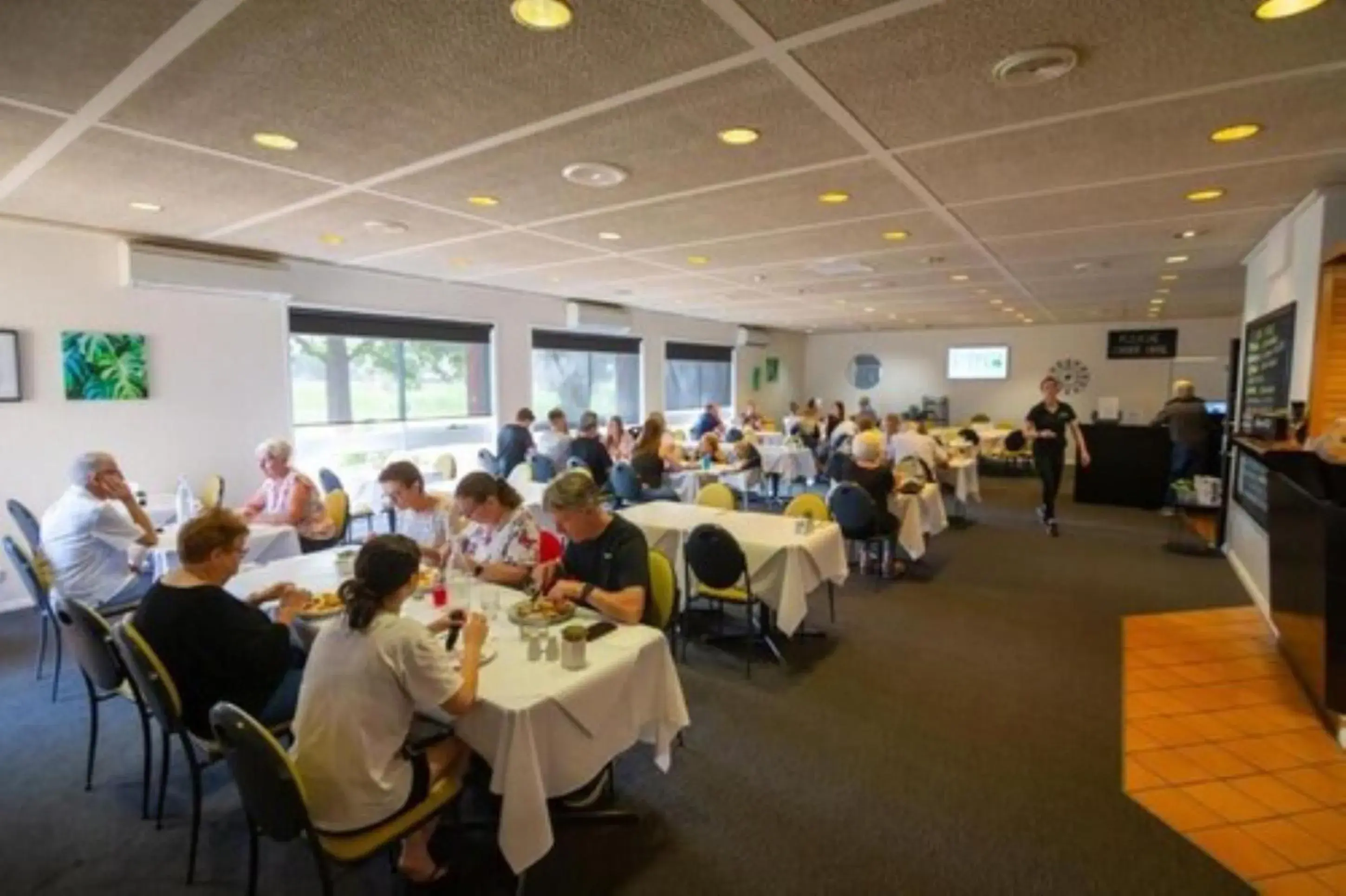 Restaurant/places to eat in Mildura Golf Resort Restaurant/places to eat in Mildura Golf Resort