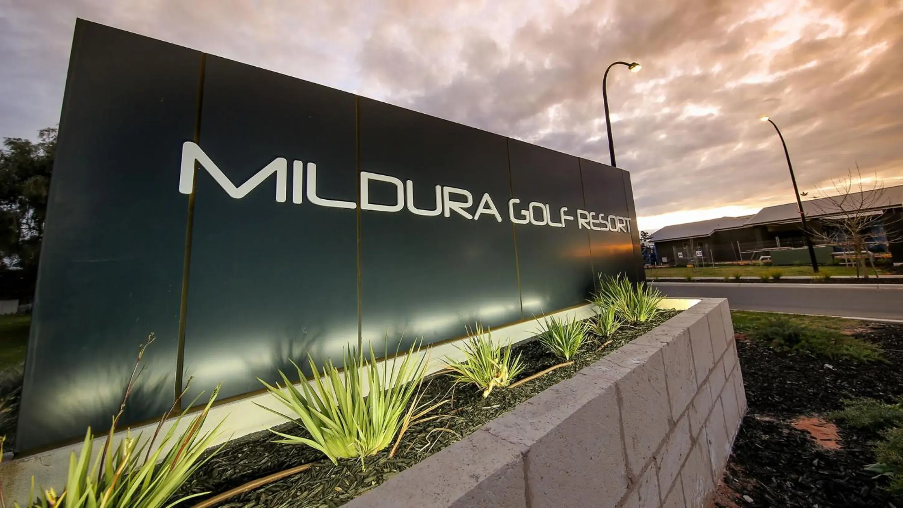 Facade/entrance in Mildura Golf Resort Facade/entrance in Mildura Golf Resort