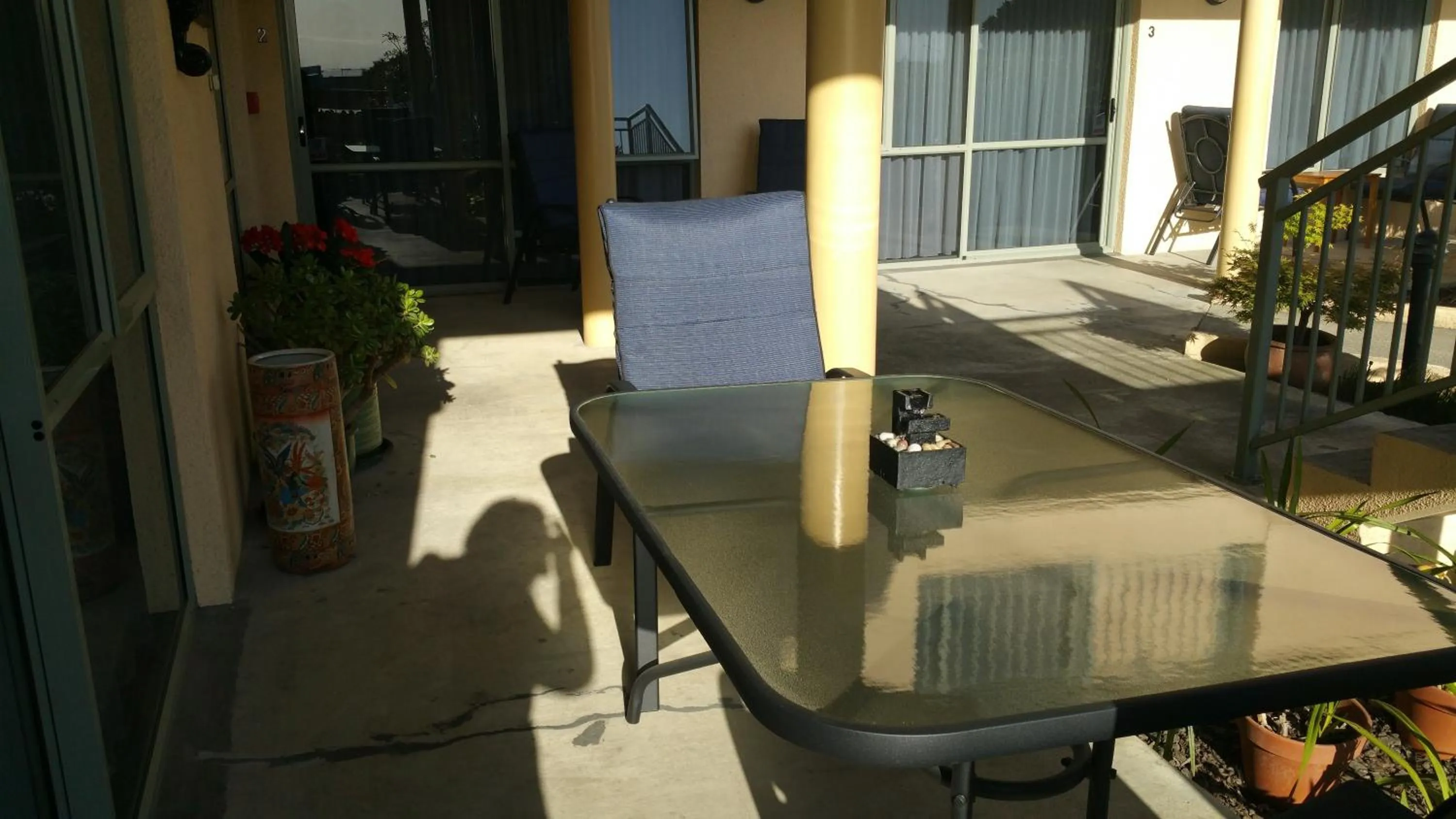 Patio in Abelia Motor Lodge