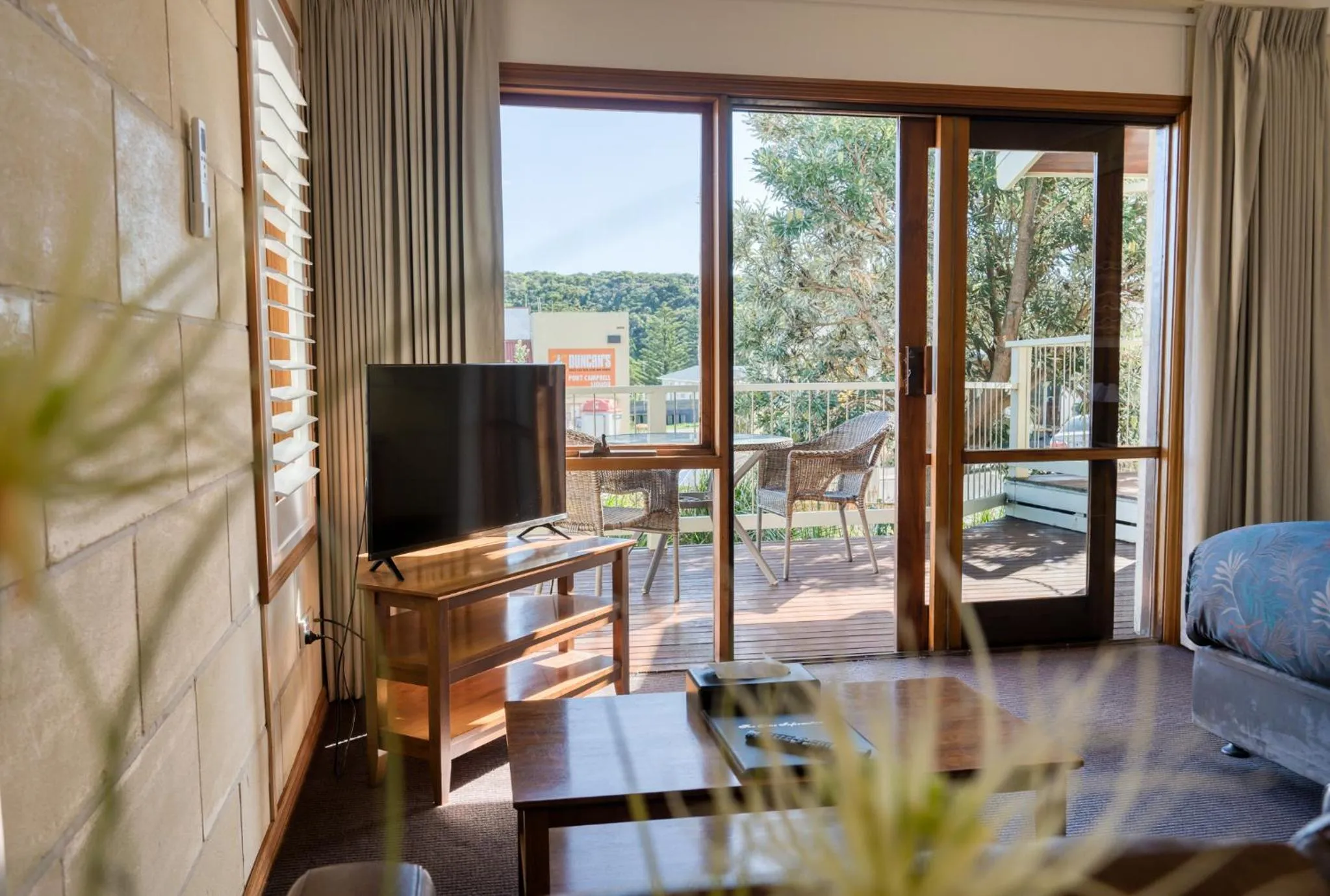 Balcony/Terrace in Loch Ard Motor Inn
