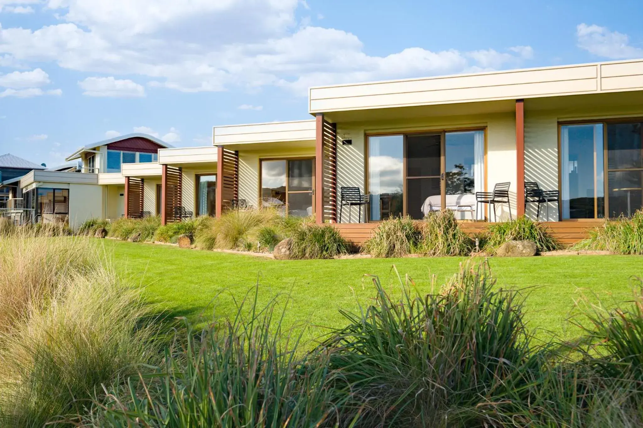 Property building in Loch Ard Motor Inn Property building in Loch Ard Motor Inn