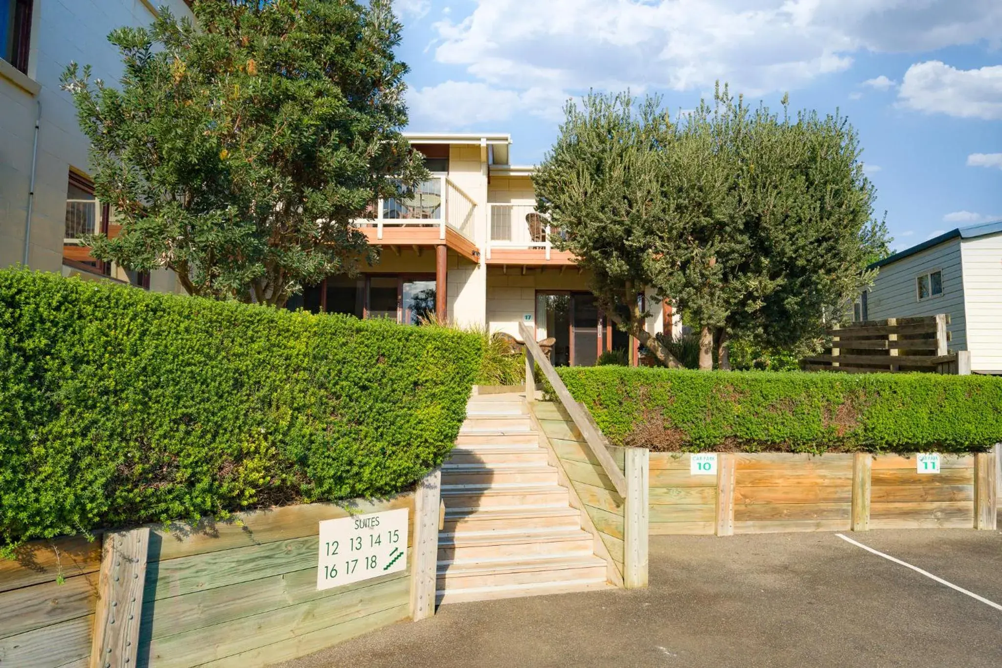 Property building in Loch Ard Motor Inn Property building in Loch Ard Motor Inn