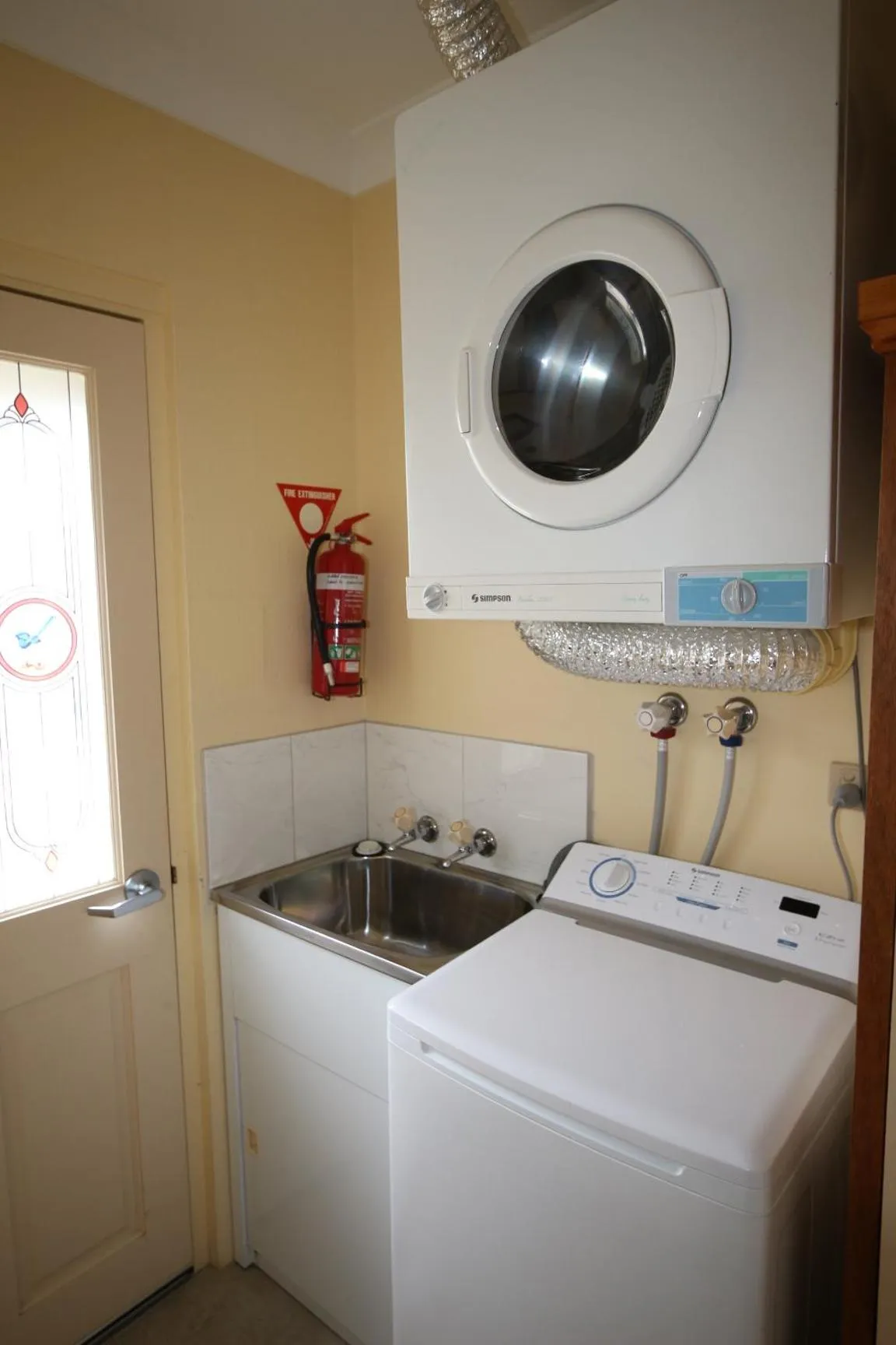 Area and facilities in Swansea Cottages & Lodge Suites