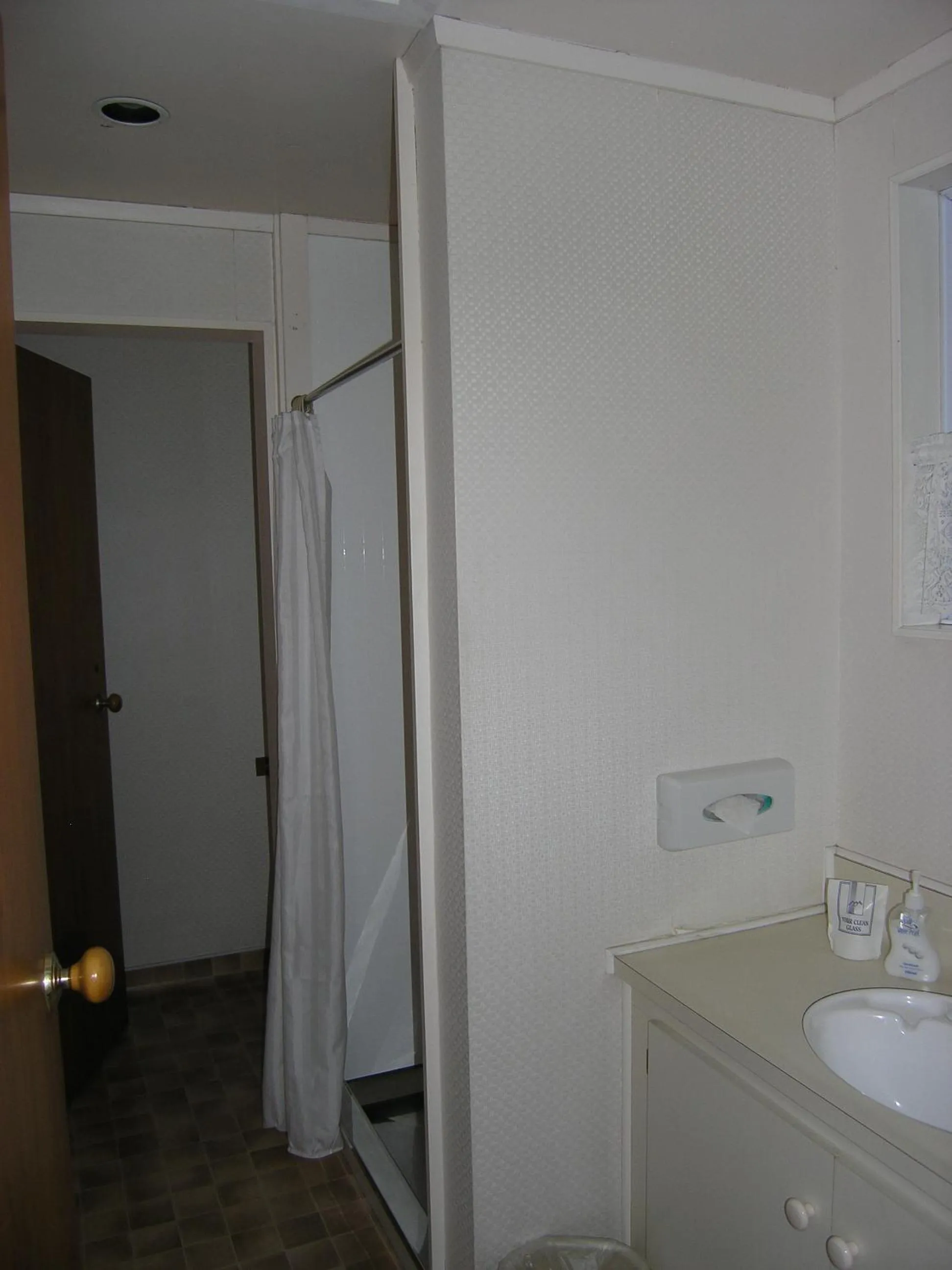 Bathroom in Bucket Tree Lodge