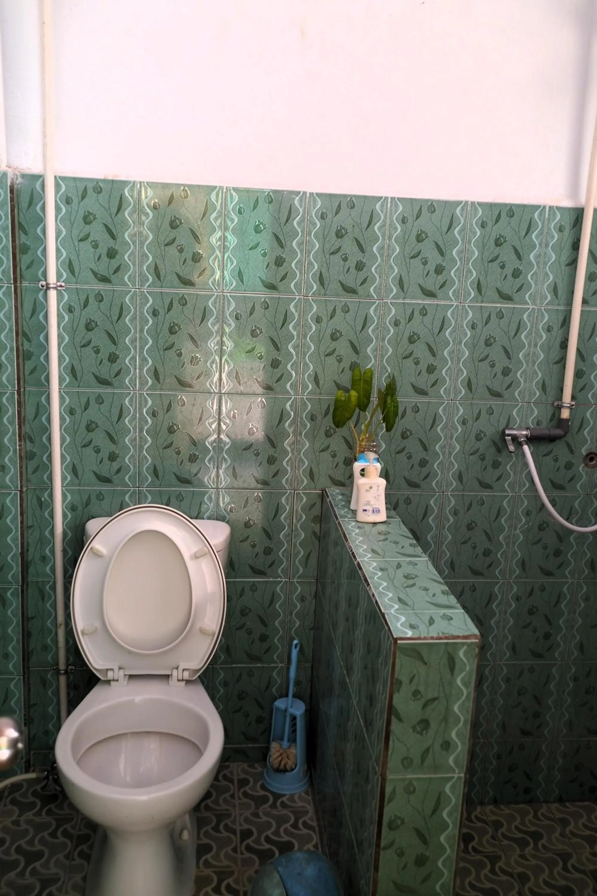 Toilet in Bunaken Sea Garden Resort