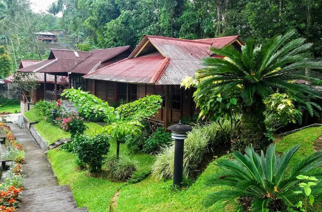 Garden in Highland Resort & Nature Tours