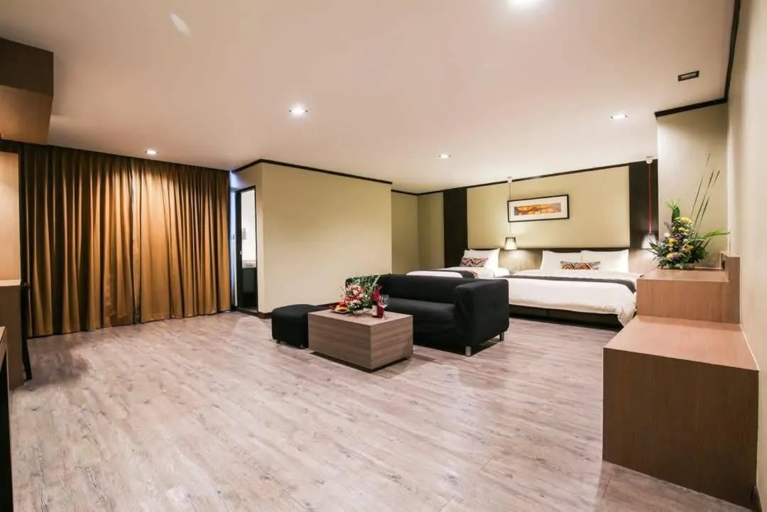 Bed in Bangkok Inter Place