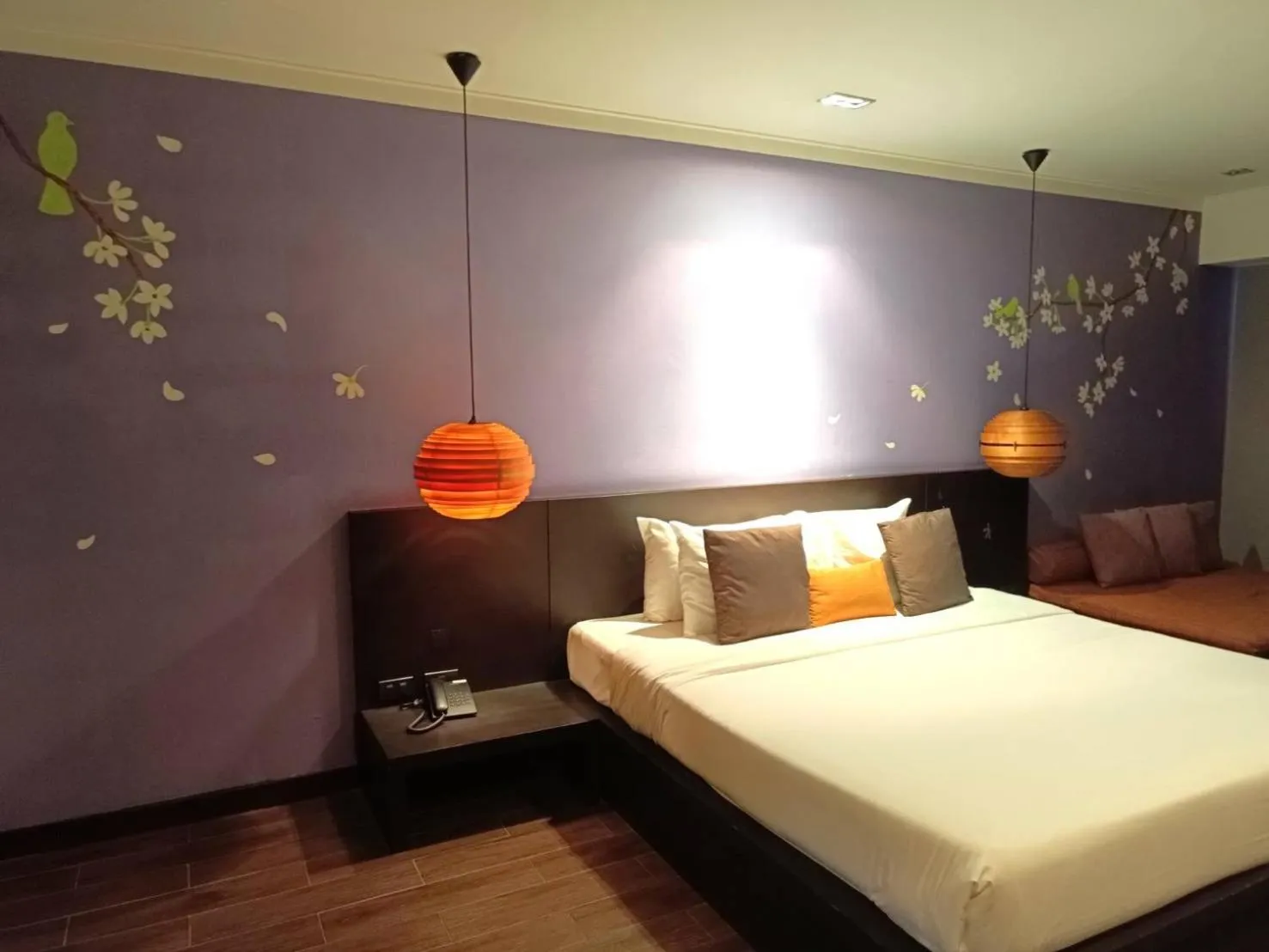 Bed in Bangkok Inter Place