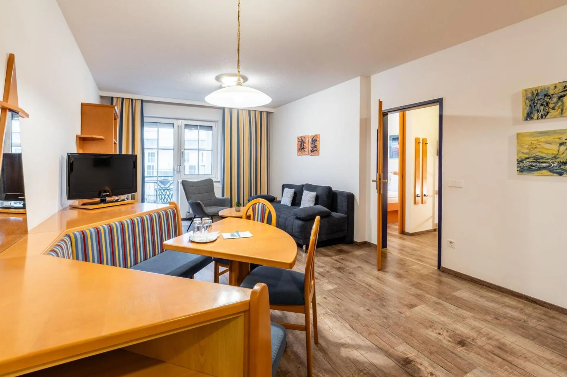 Kitchen or kitchenette in Hotel Xylophon - inklusive Thermeneintritte