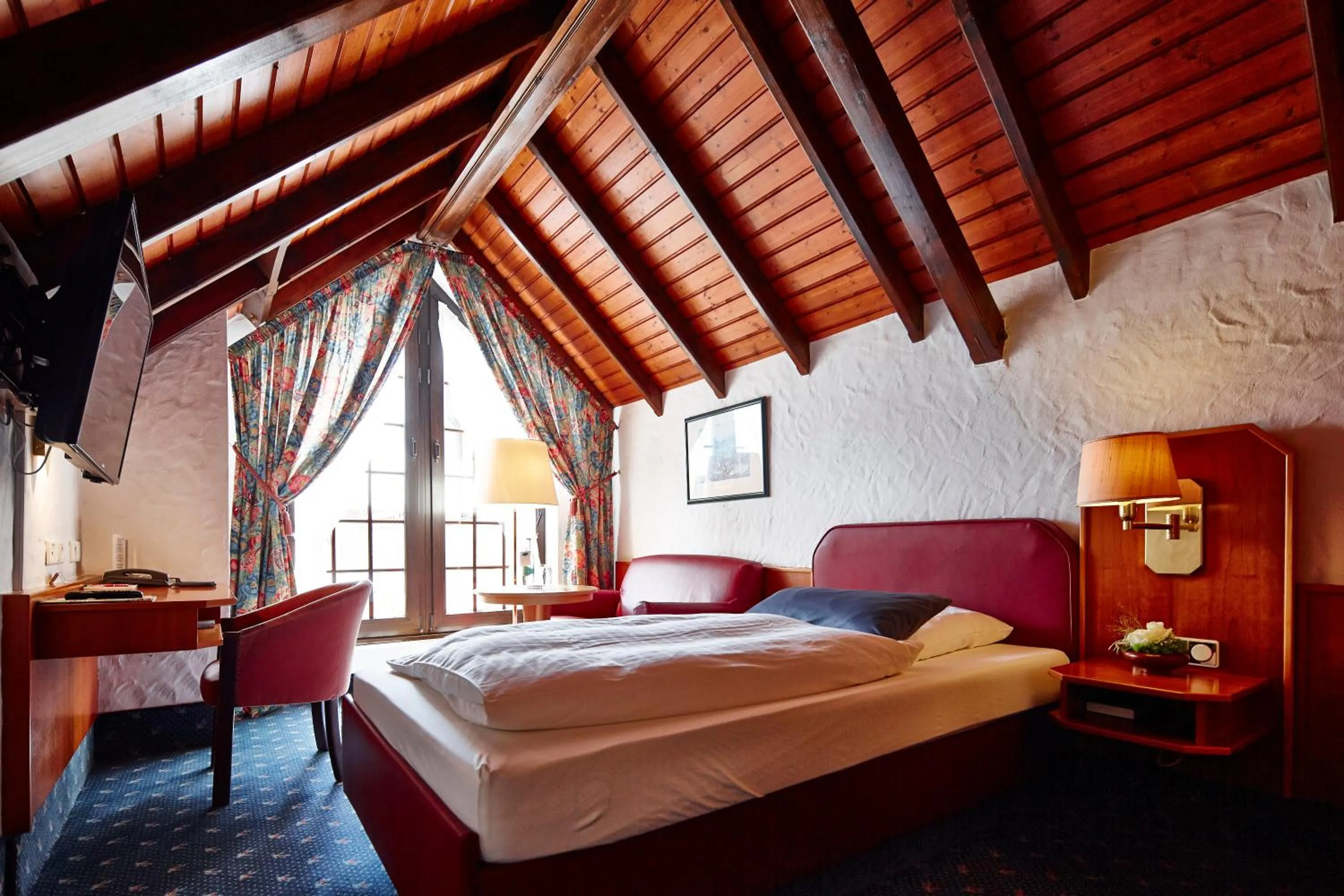 Bed in Hotel Bommersheim