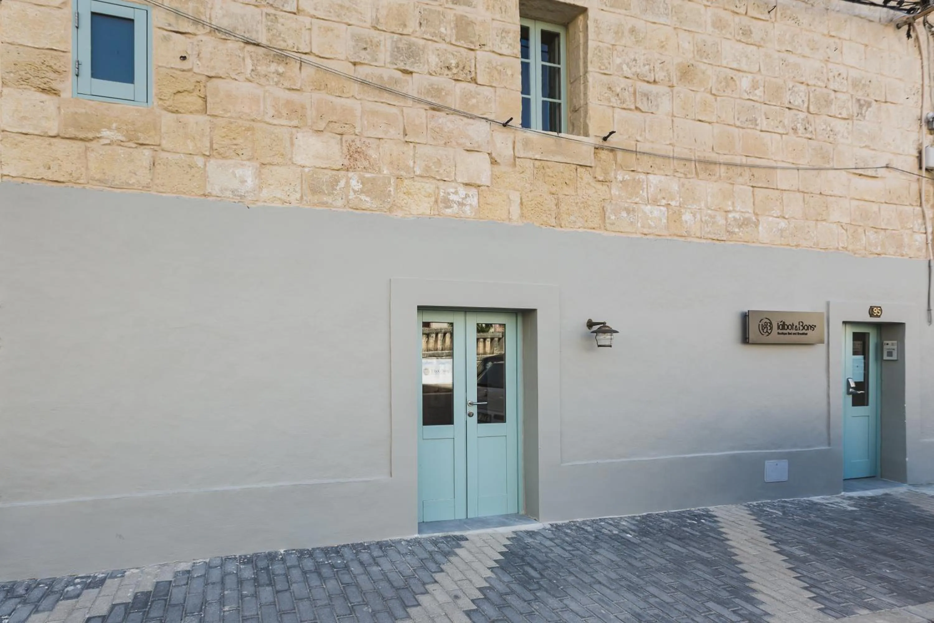 Property building in Talbot & Bons Bed & Breakfast