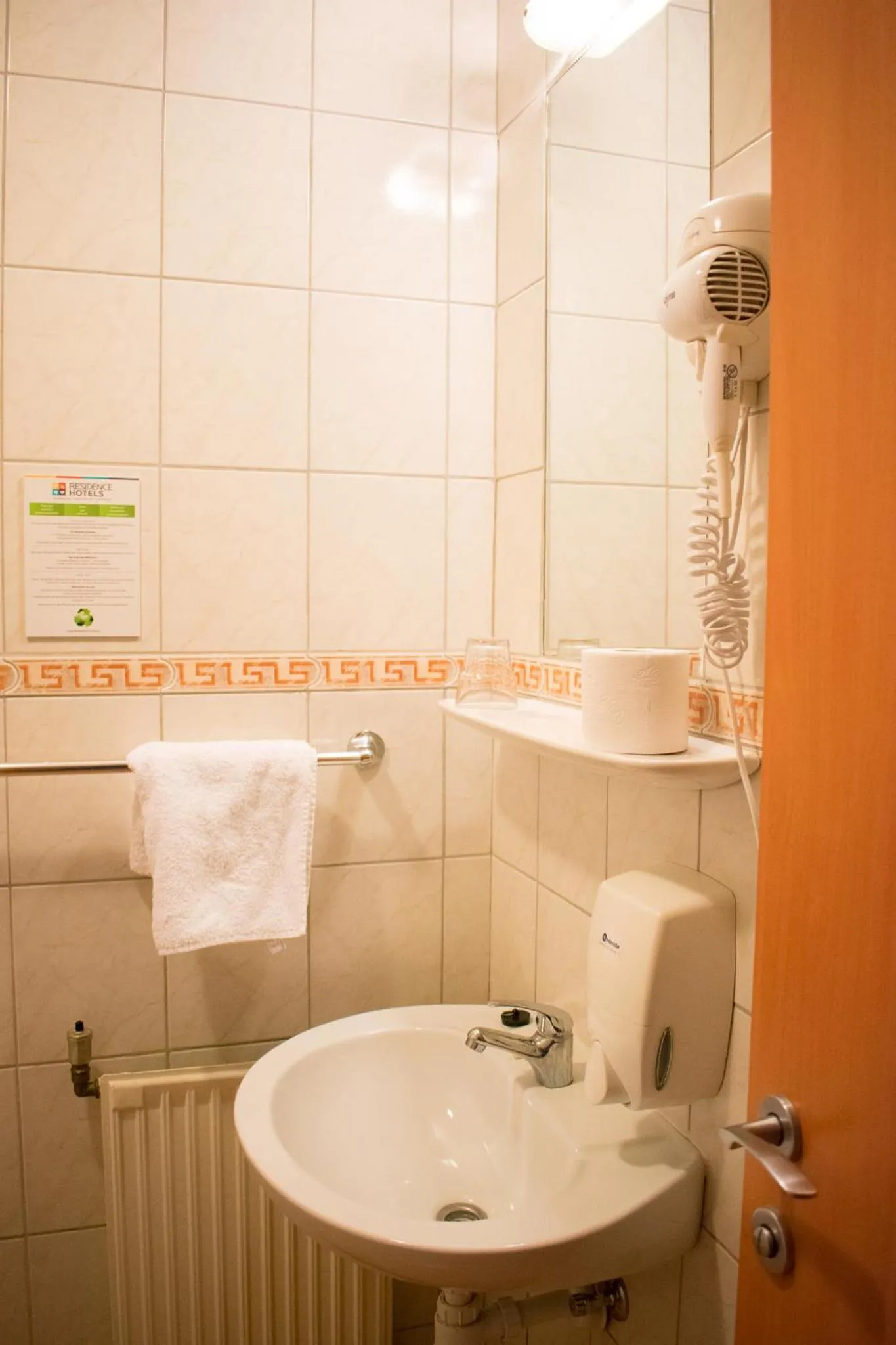 Bathroom in P4W Hotel Residence Szombathely