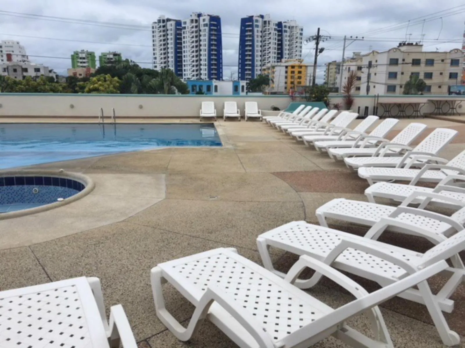 Departamento playa Tonsupa, Esmeraldas