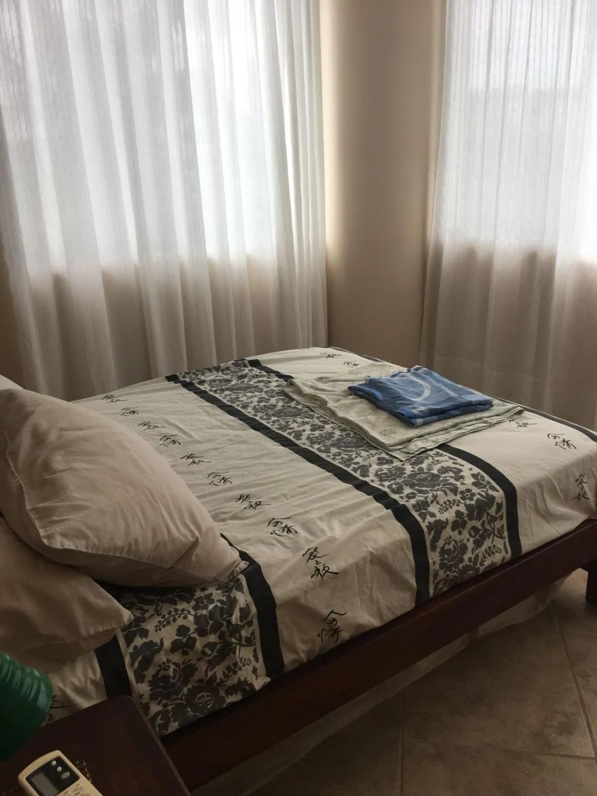 Bed in Departamento playa Tonsupa, Esmeraldas
