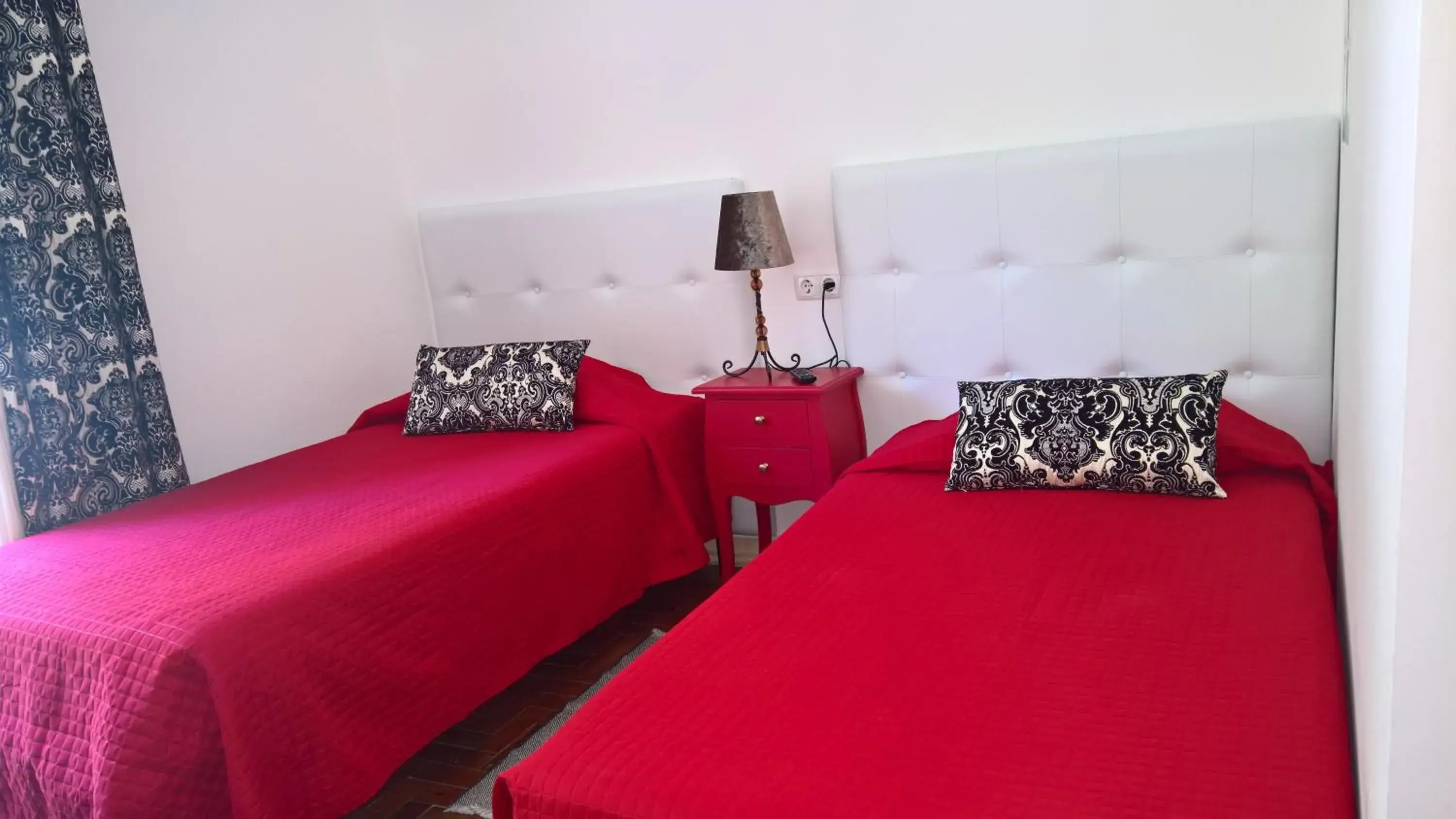 Twin Room - single occupancy in Casa Dom Manoel Twin Room - single occupancy in Casa Dom Manoel