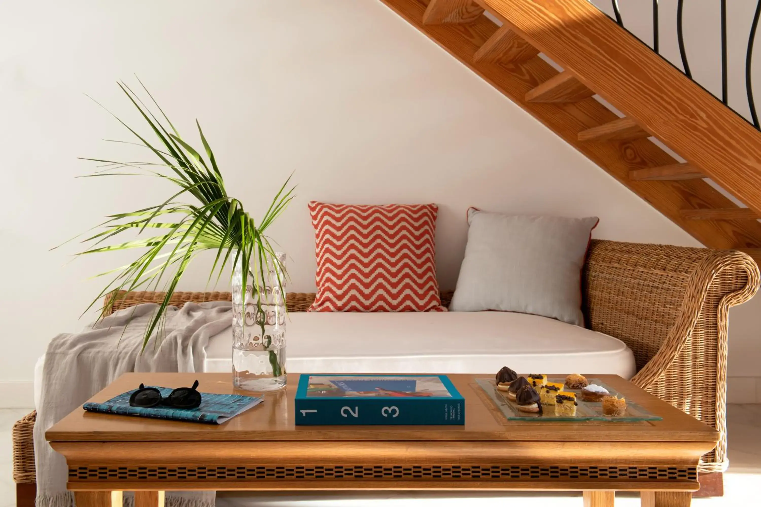 Living room in Mitsis Selection Blue Domes Living room in Mitsis Selection Blue Domes