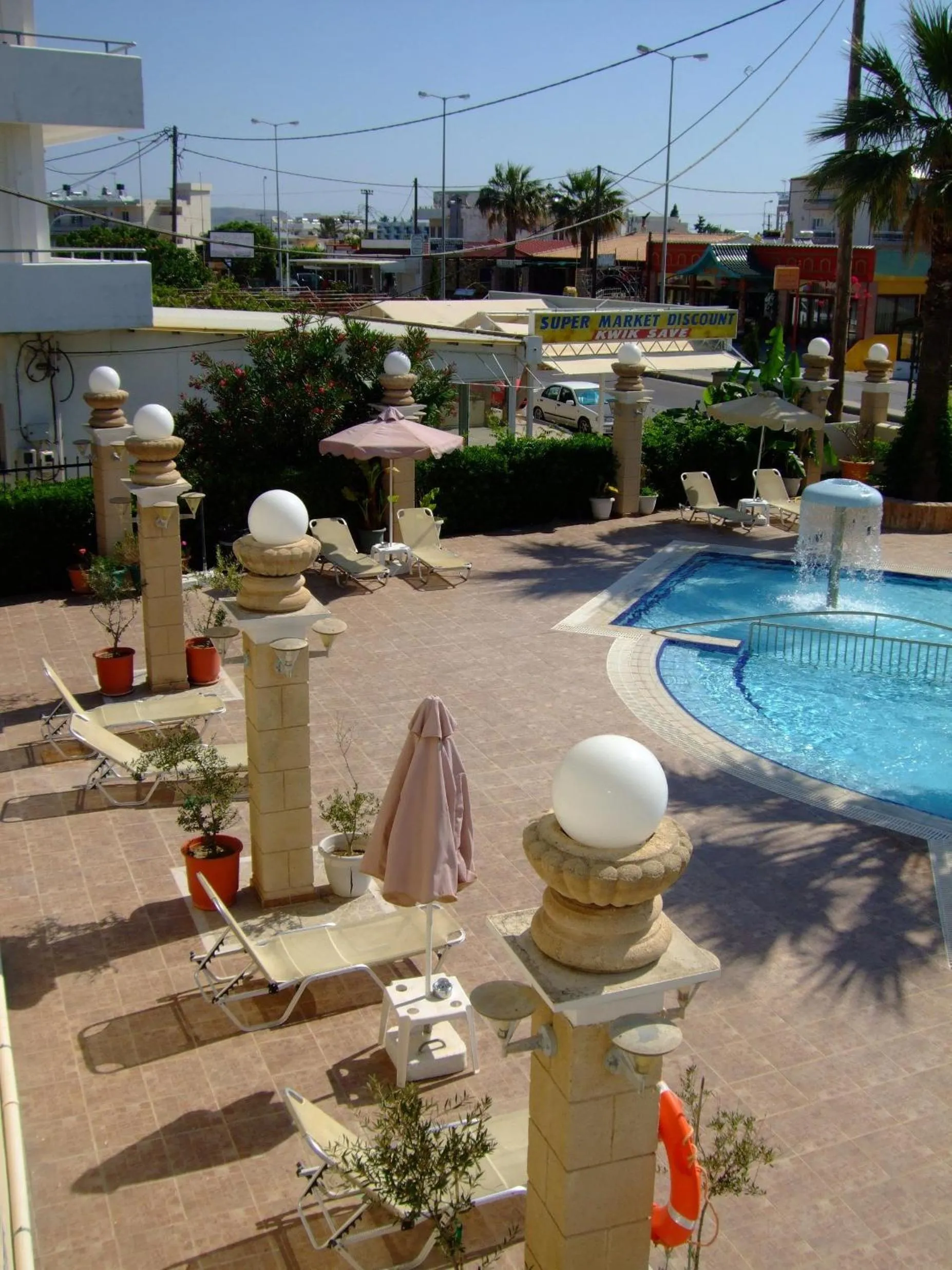 Swimming pool in Antonios Hotel