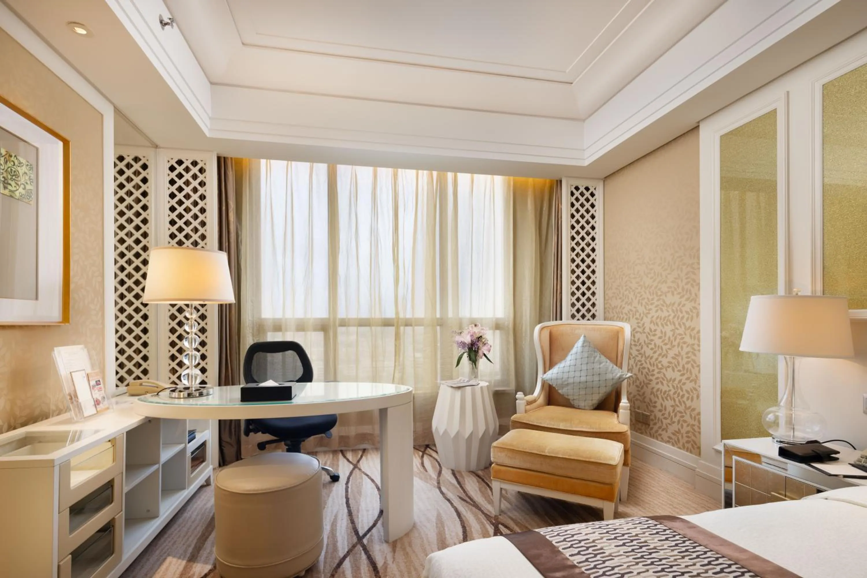 Seating area in Shenzhen Baolilai International Hotel (Baoan, Fuyong)