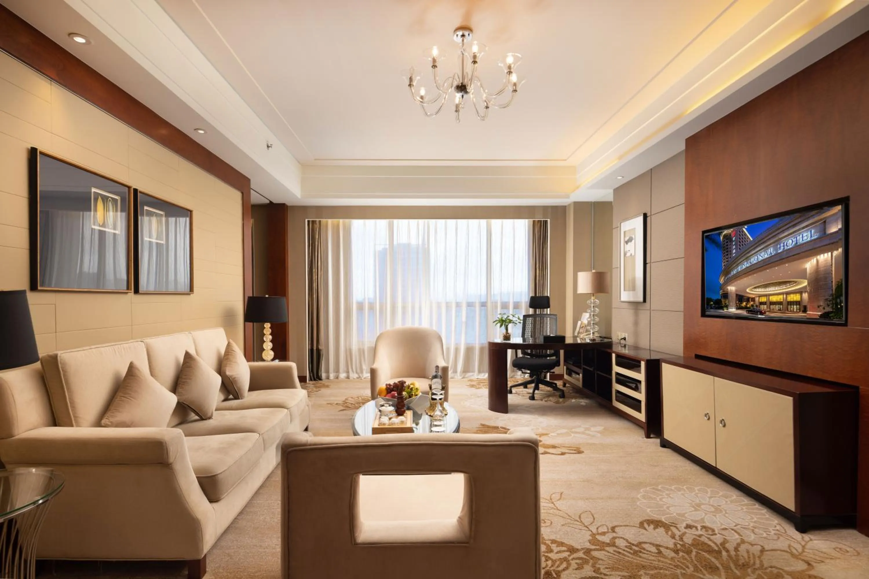 Living room in Shenzhen Baolilai International Hotel (Baoan, Fuyong)