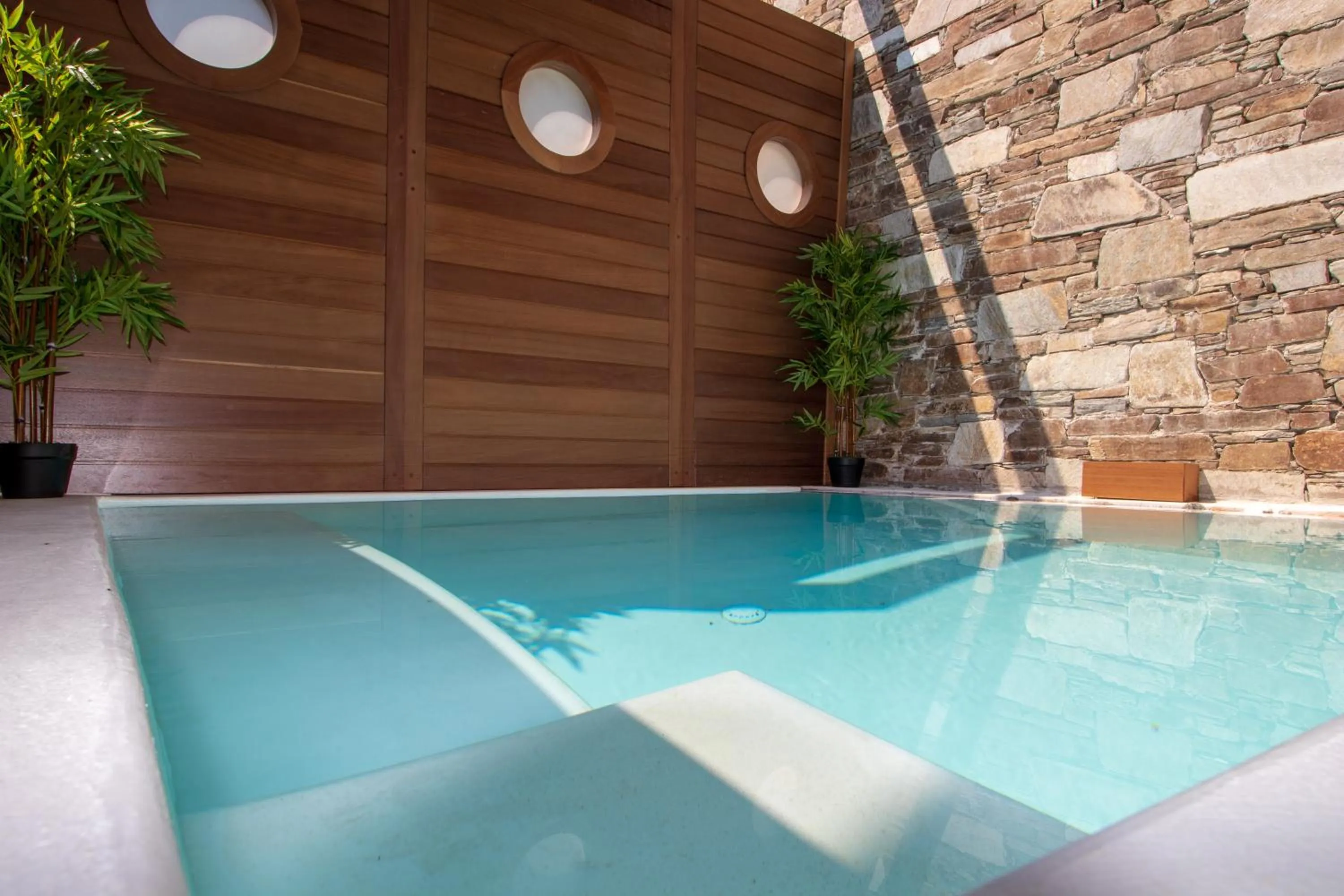 Shower in Natura Luxury Boutique Hotel Skopelos