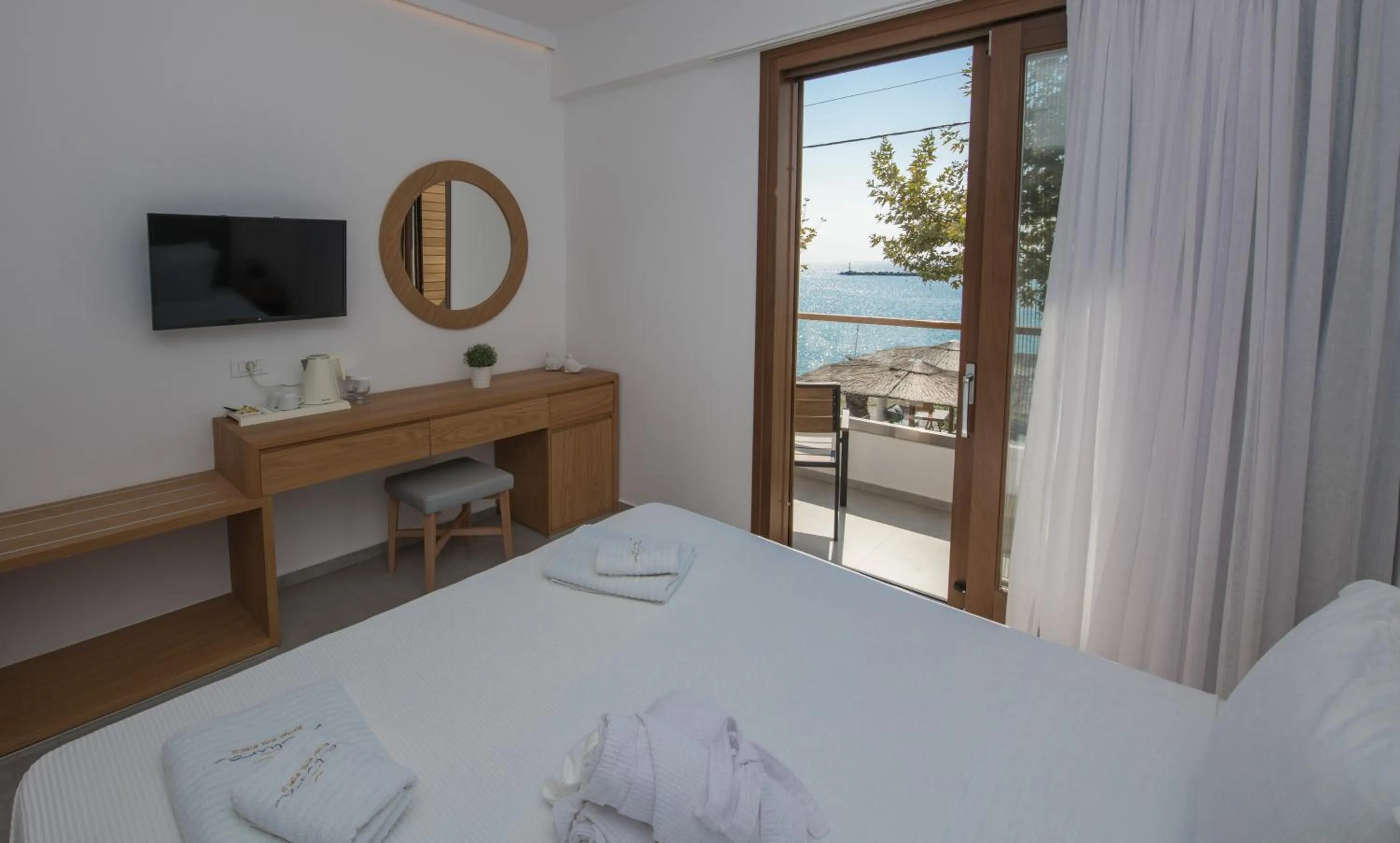 Bed in Natura Luxury Boutique Hotel Skopelos