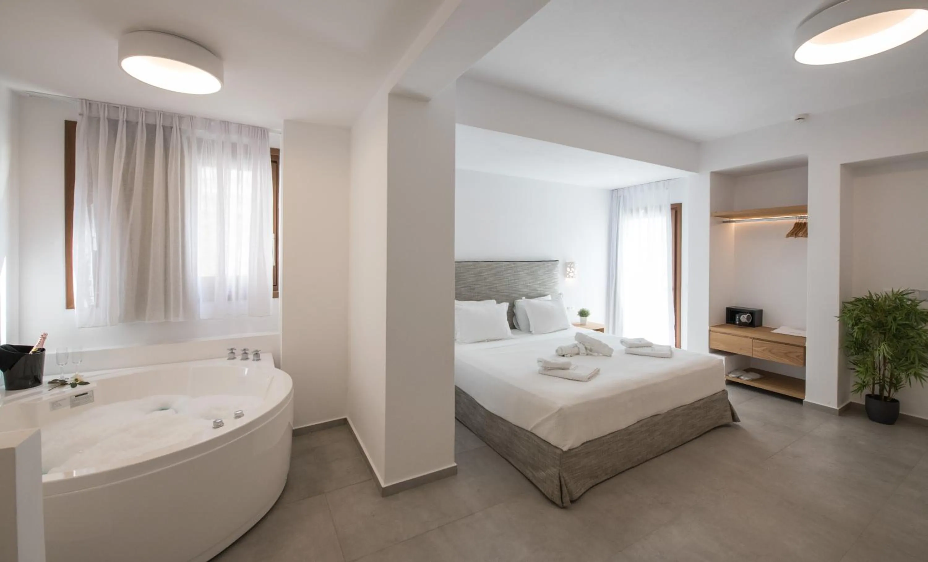 Photo of the whole room, Bed in Natura Luxury Boutique Hotel Skopelos