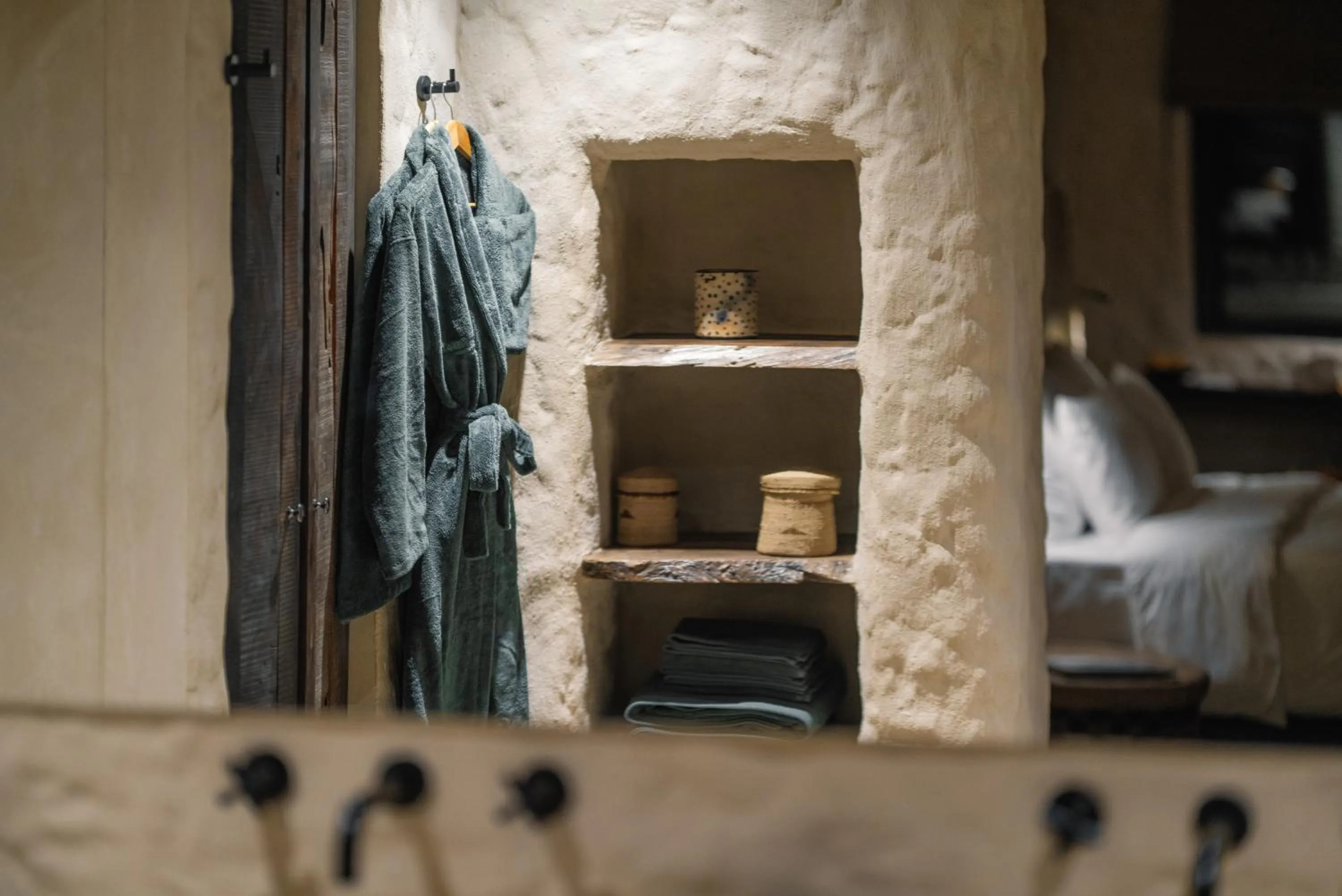 Bathroom, Bed in Zannier Omaanda