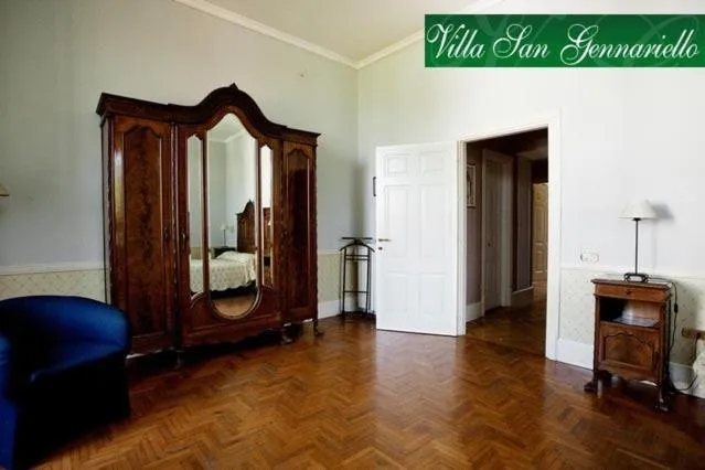 Photo of the whole room in B&B Villa San Gennariello