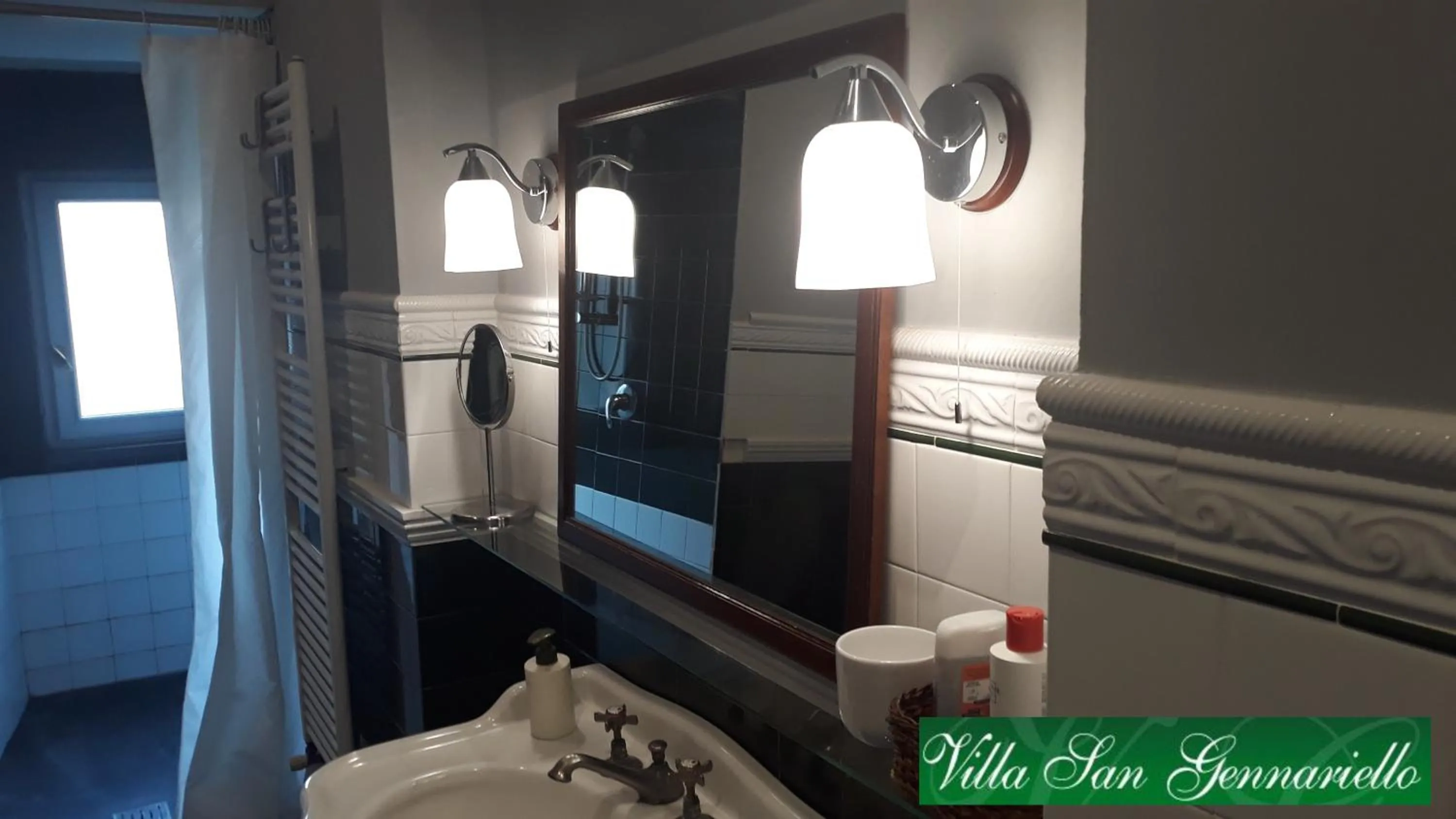 Bathroom in B&B Villa San Gennariello