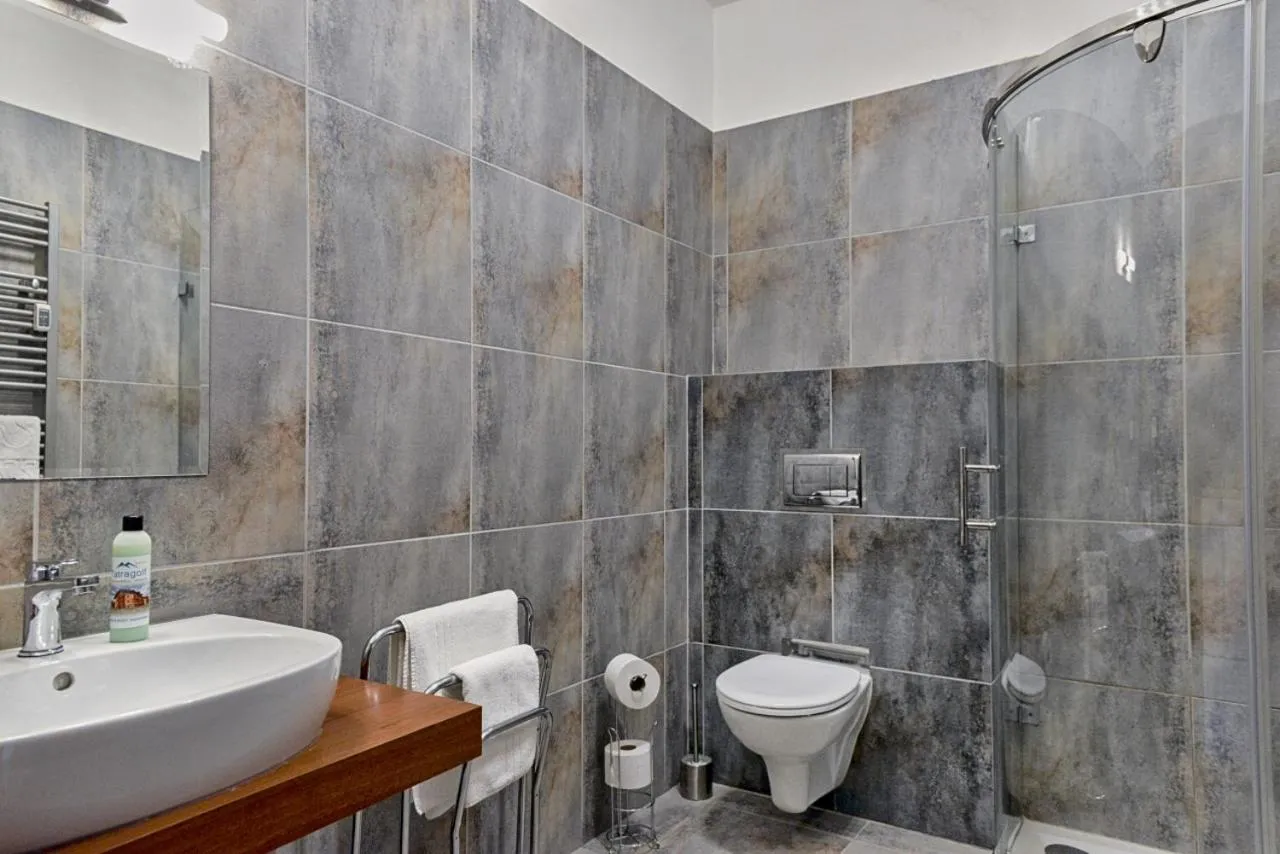 Shower in Tatragolf Mountain Resort