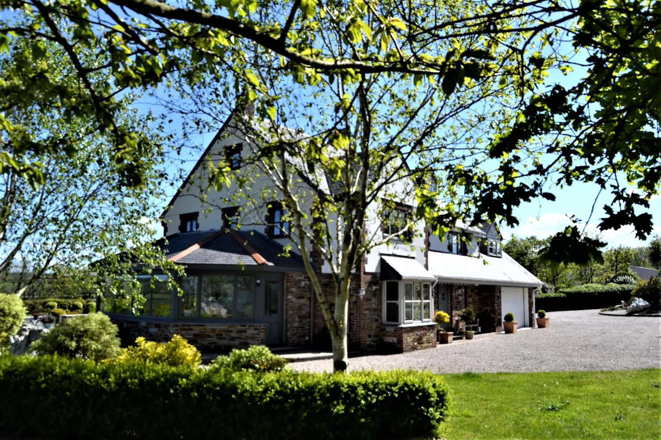 Facade/entrance in Brookfields