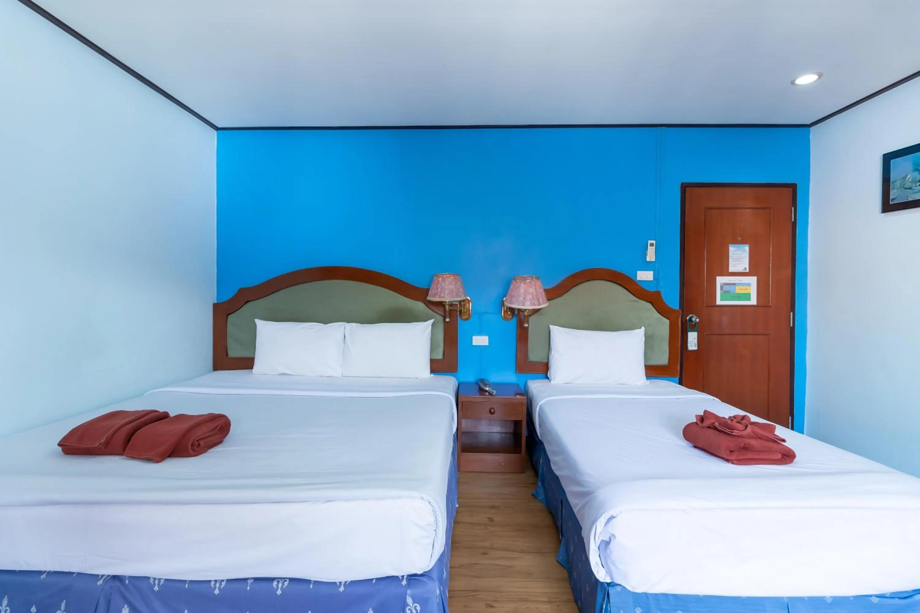 Bedroom, Bed in Thipurai Annex Hotel