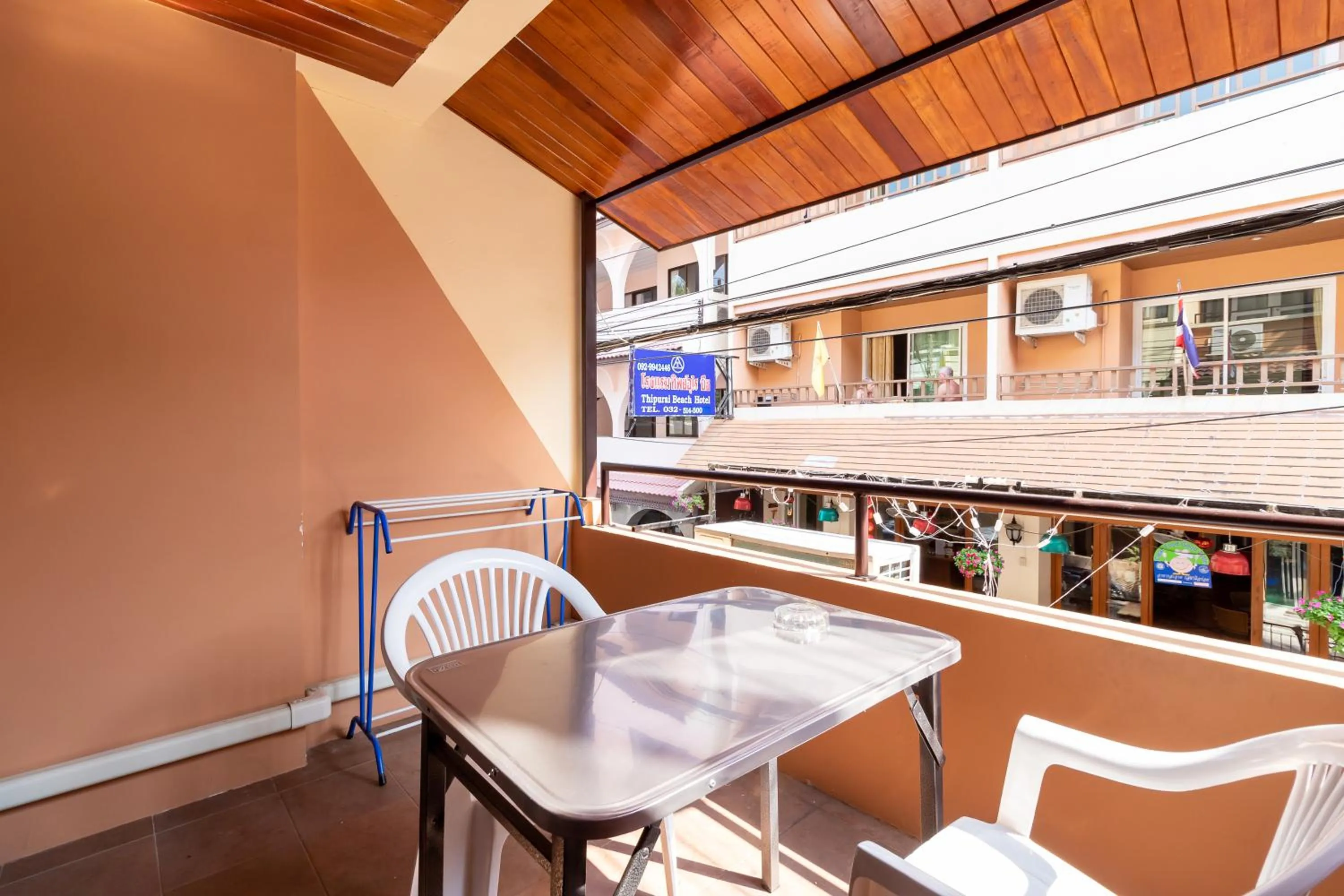 Balcony/Terrace in Thipurai Annex Hotel